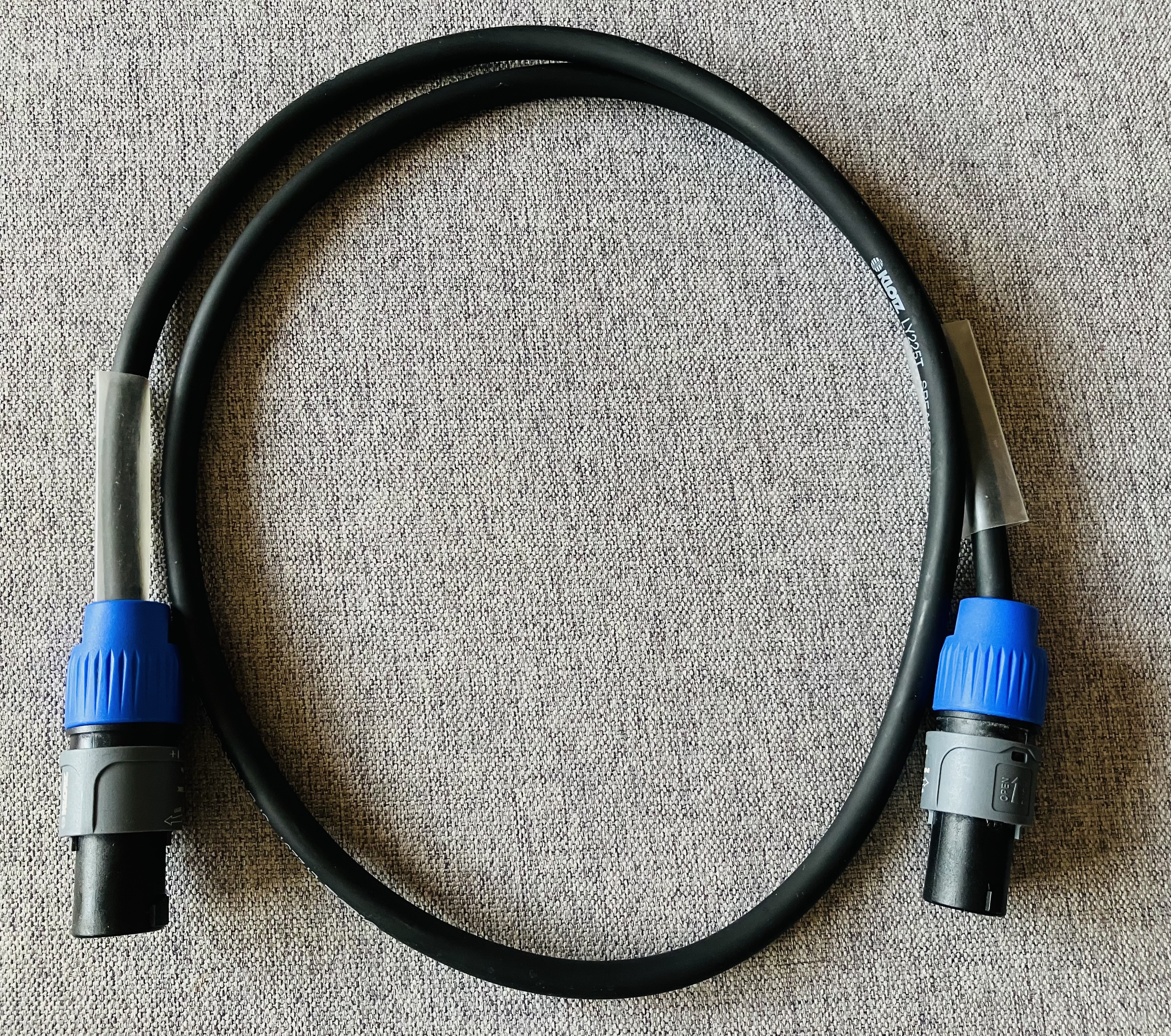 Vends câble d'enceinte Klotz Speakon Neutrik de 1 mètre