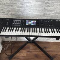 Vend Akai Professional MPC Key 61 comme neuf