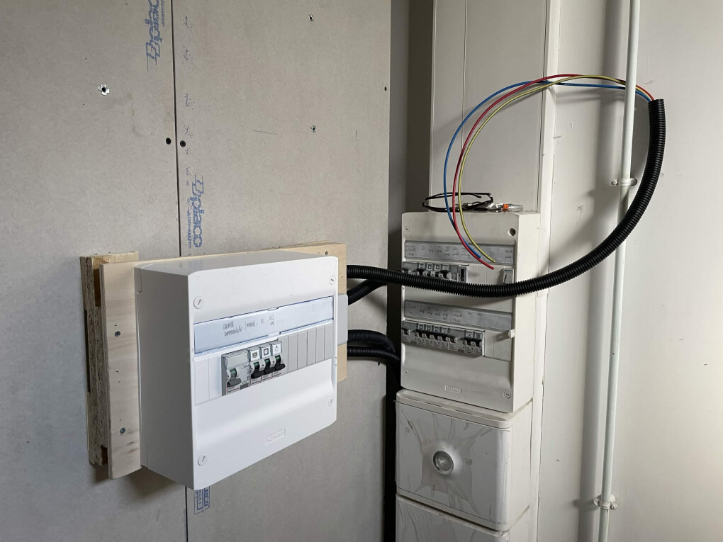 6790526.jpg 6790526.jpg