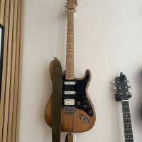 Fender Stratocaster standard HSS MIM