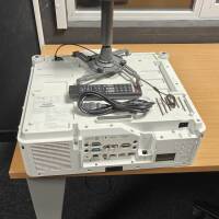 Vends vidéo projecteur Christie LWU720i