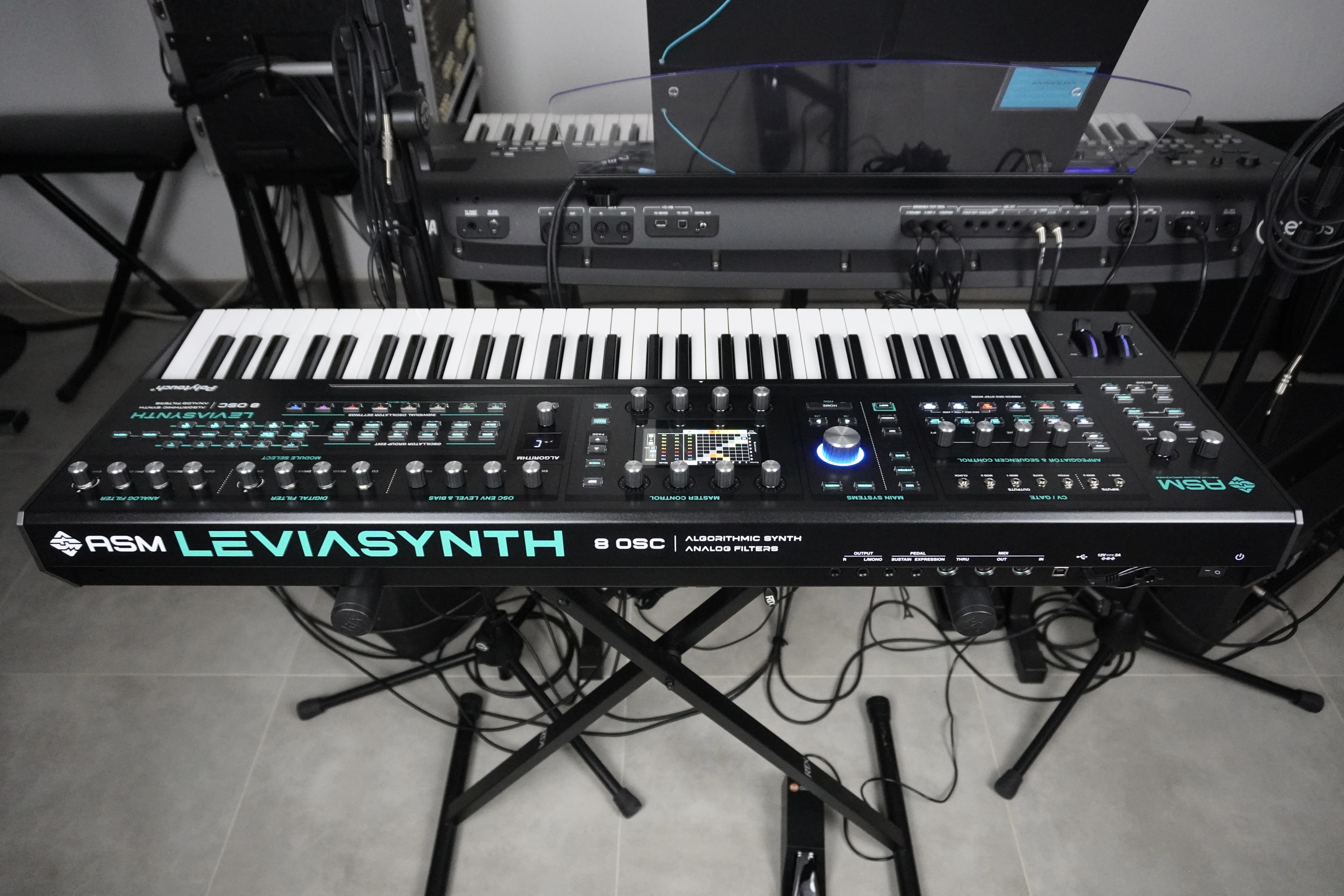 Leviasynth 2tof 19 Arri&egrave;re