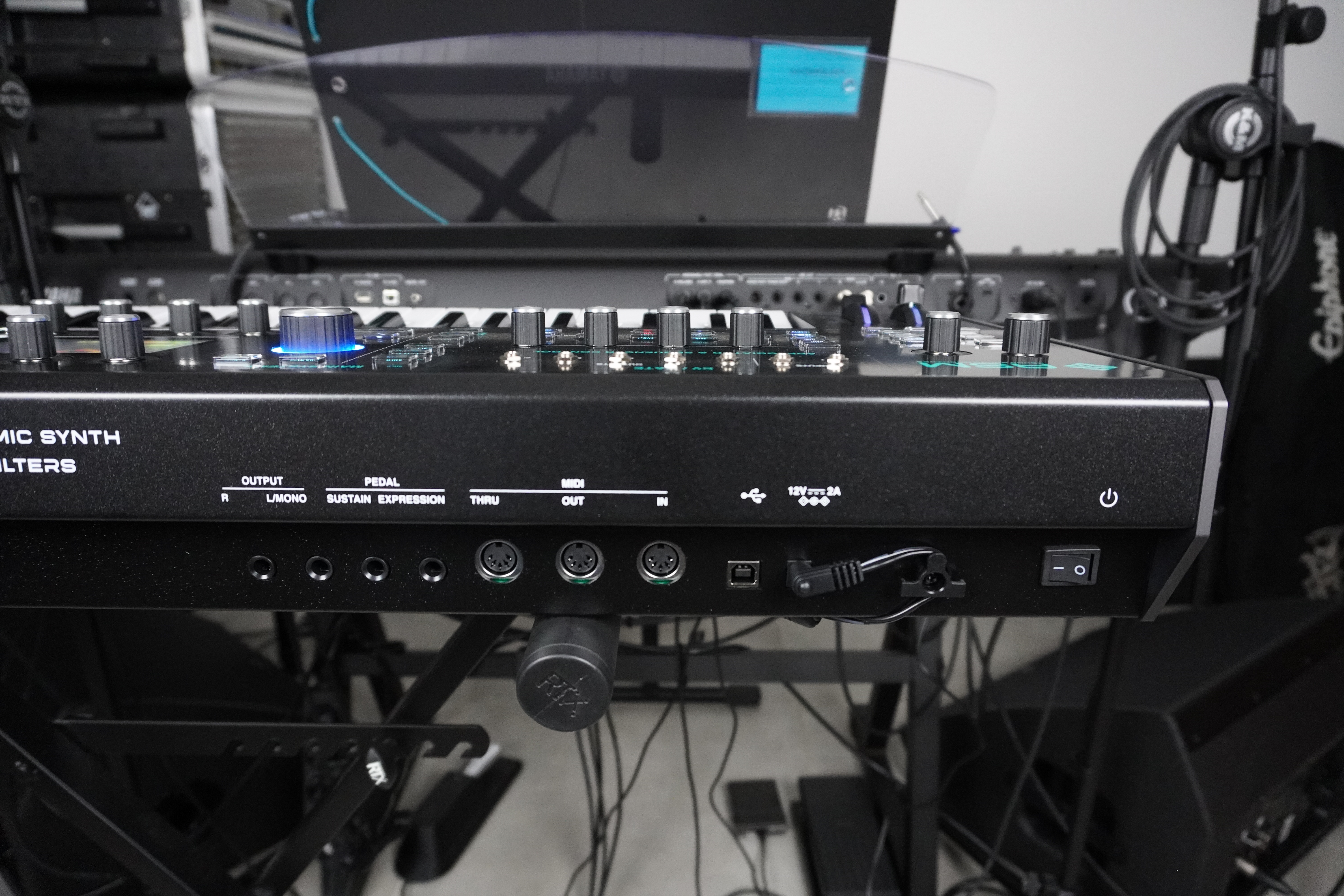 Leviasynth 2tof 21 Arri&egrave;re