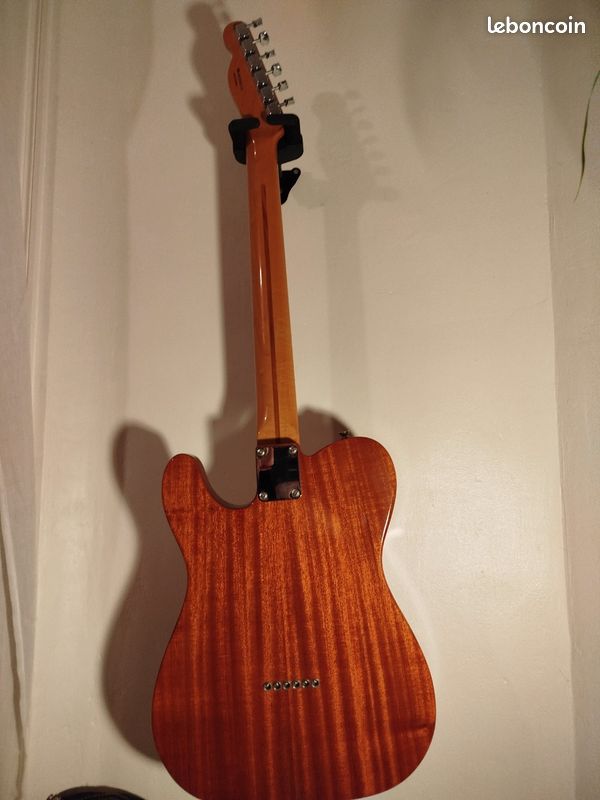 Fender Classic '69 Telecaster Thinline (93047)