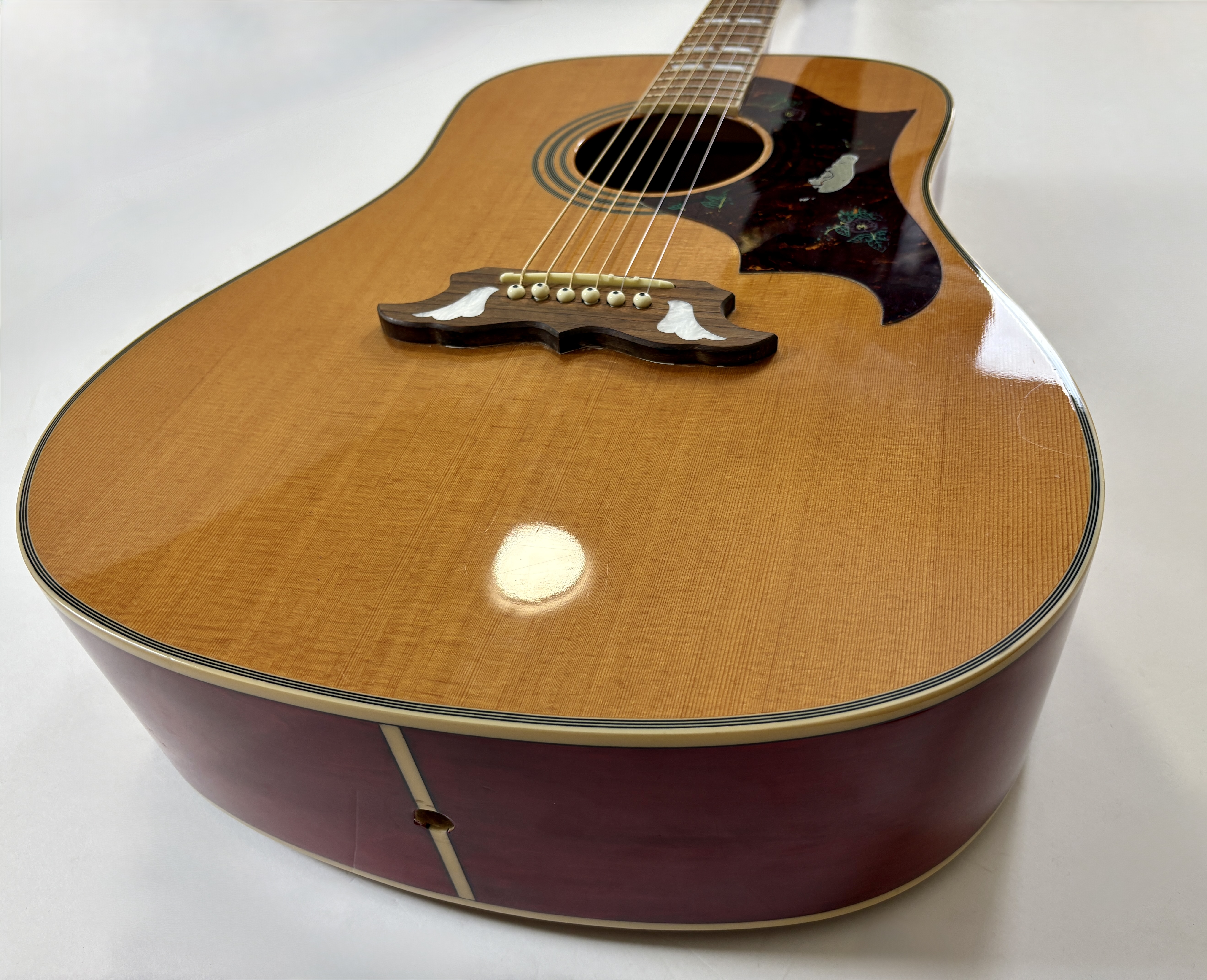 Epiphone Dove (96802)