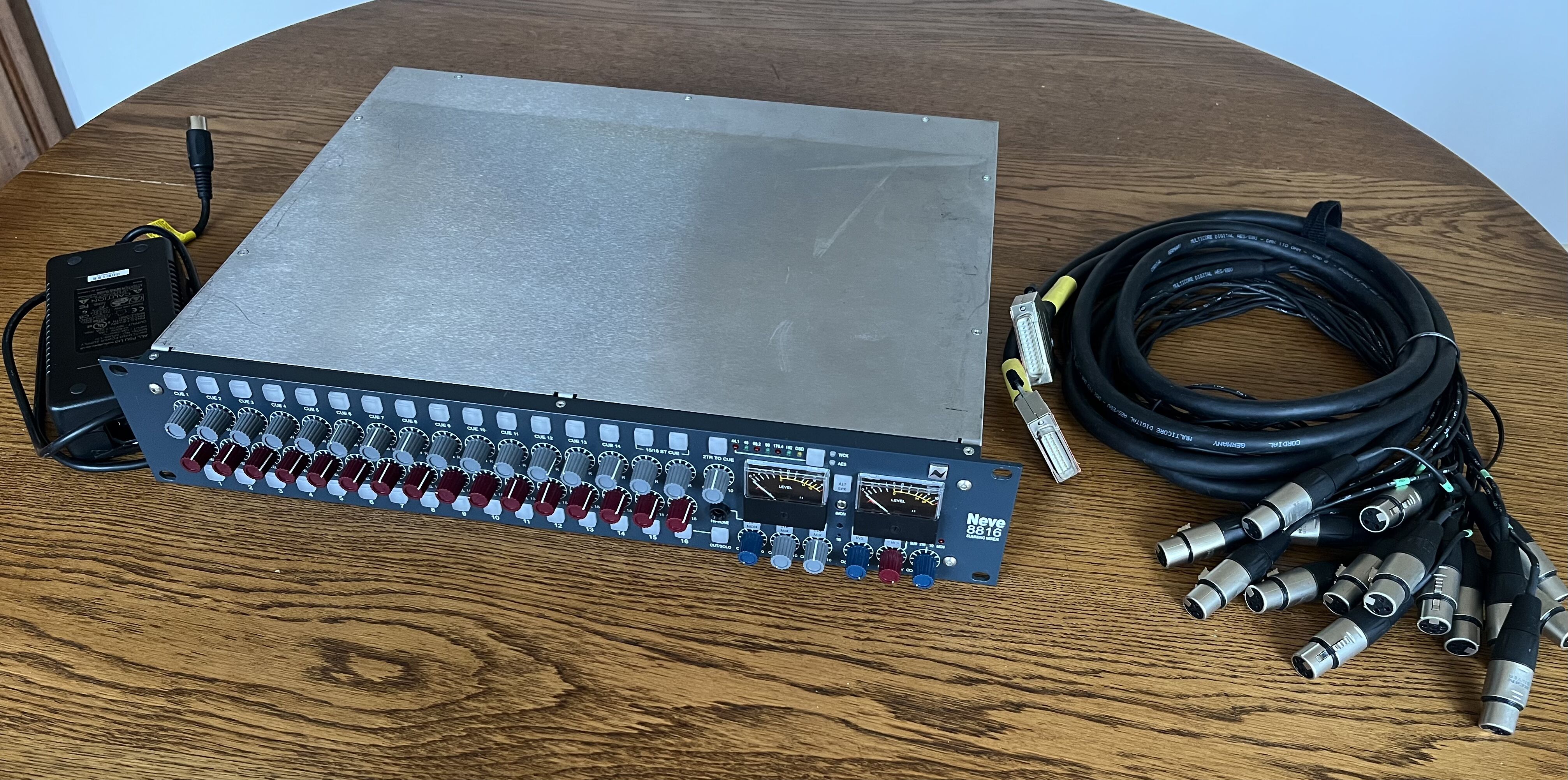 Vends sommateur Neve 8816