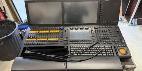 Vends GrandMa 2 light complète