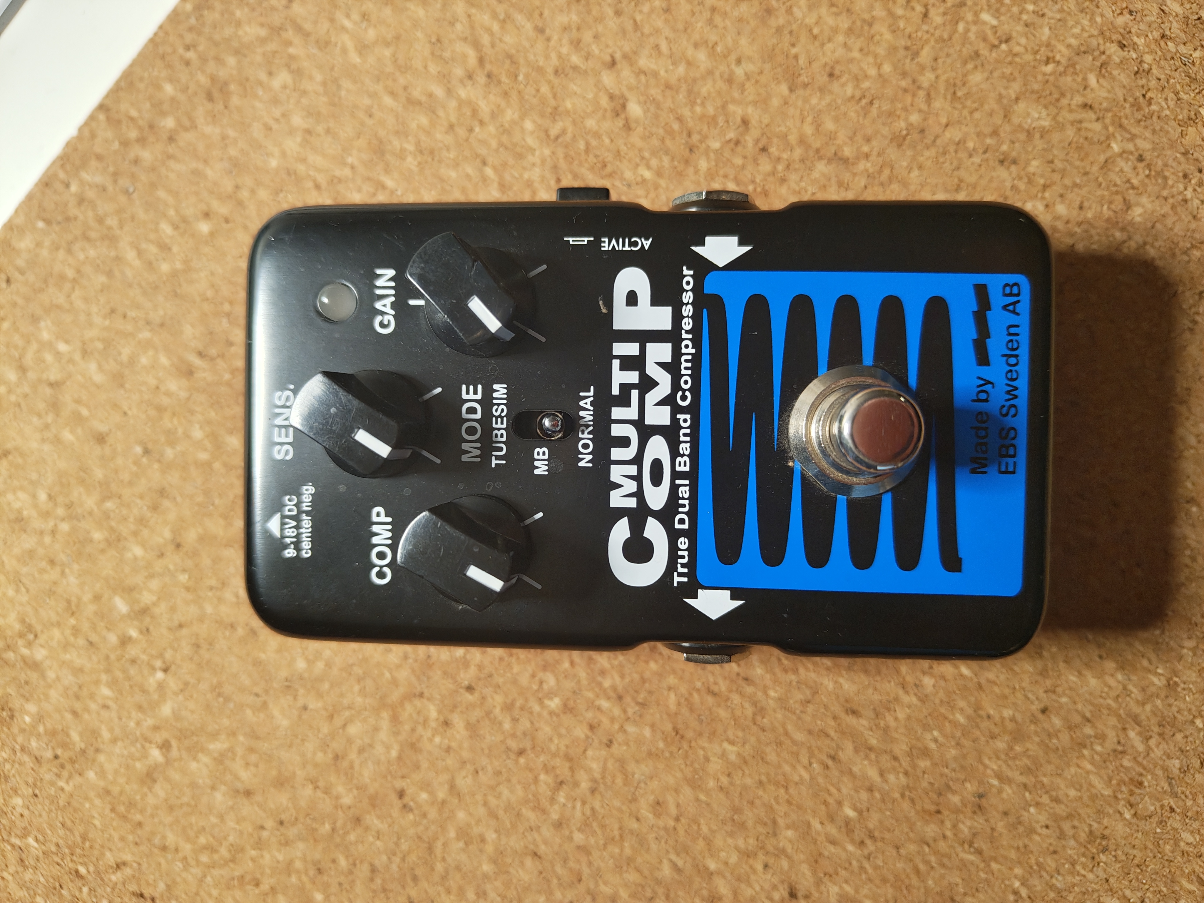 Vends pédale EBS Multi Comp (Blue Label) très bon état