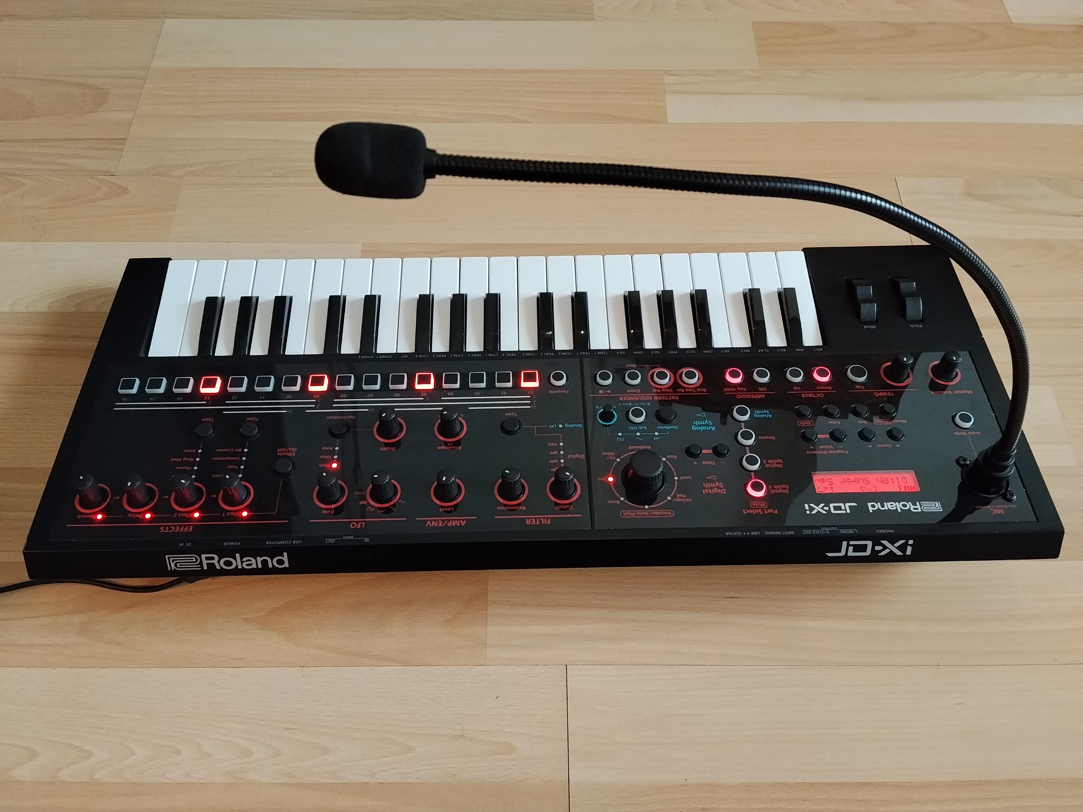 Roland JD-Xi (85635)