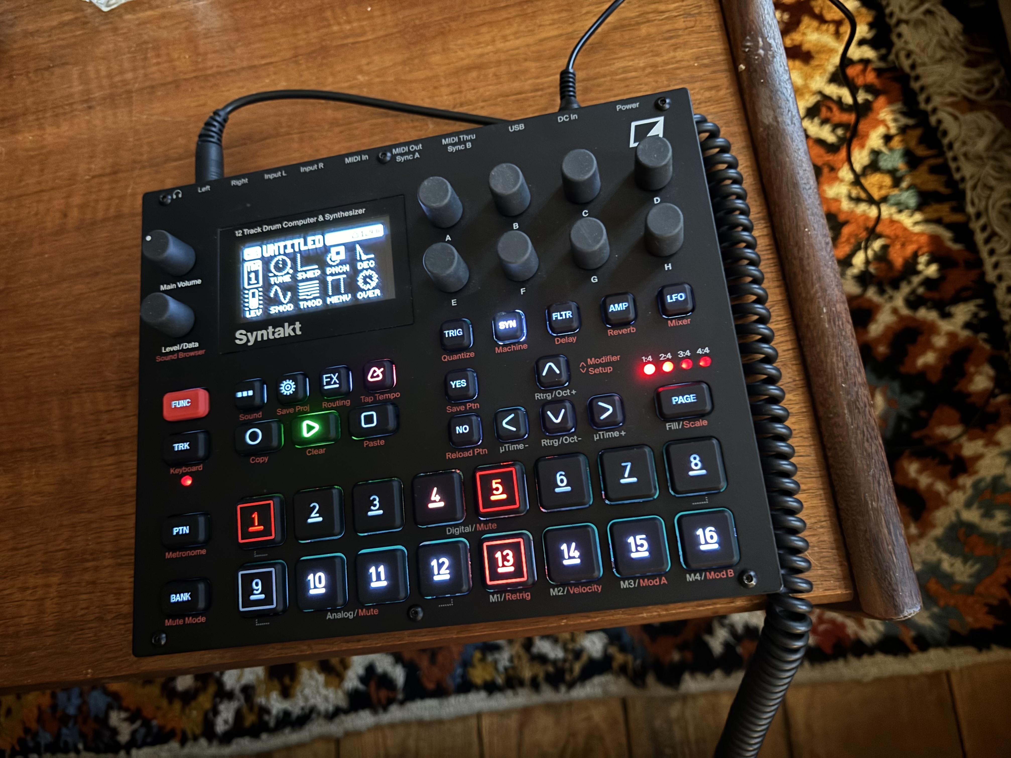 NEUVE même pas 3 mois GARANTIE THOMANN 3 ANS