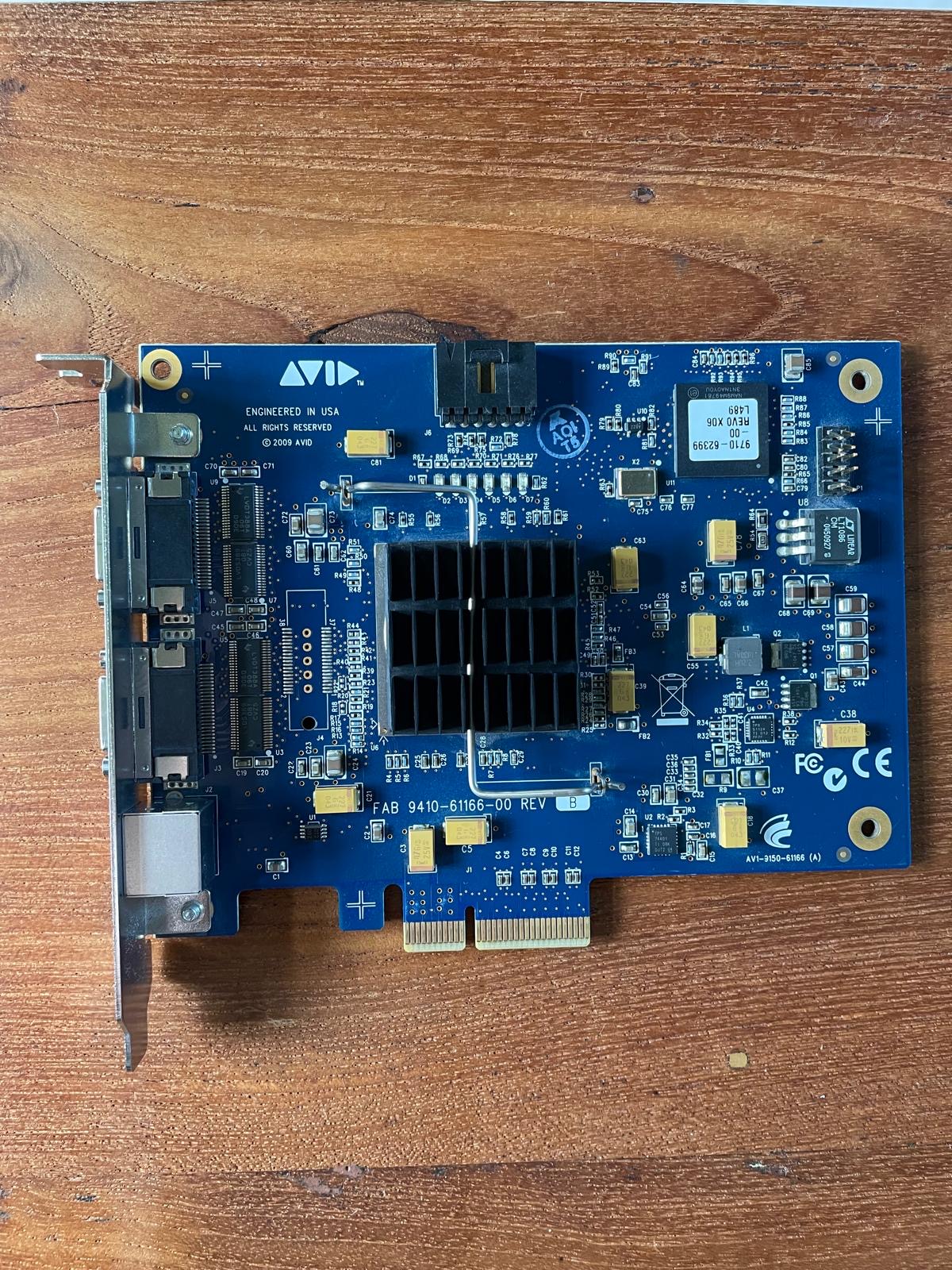 Avid HD Native PCIe - Très bon état - Complet (sans câble Digilink et licence Pro Tools)