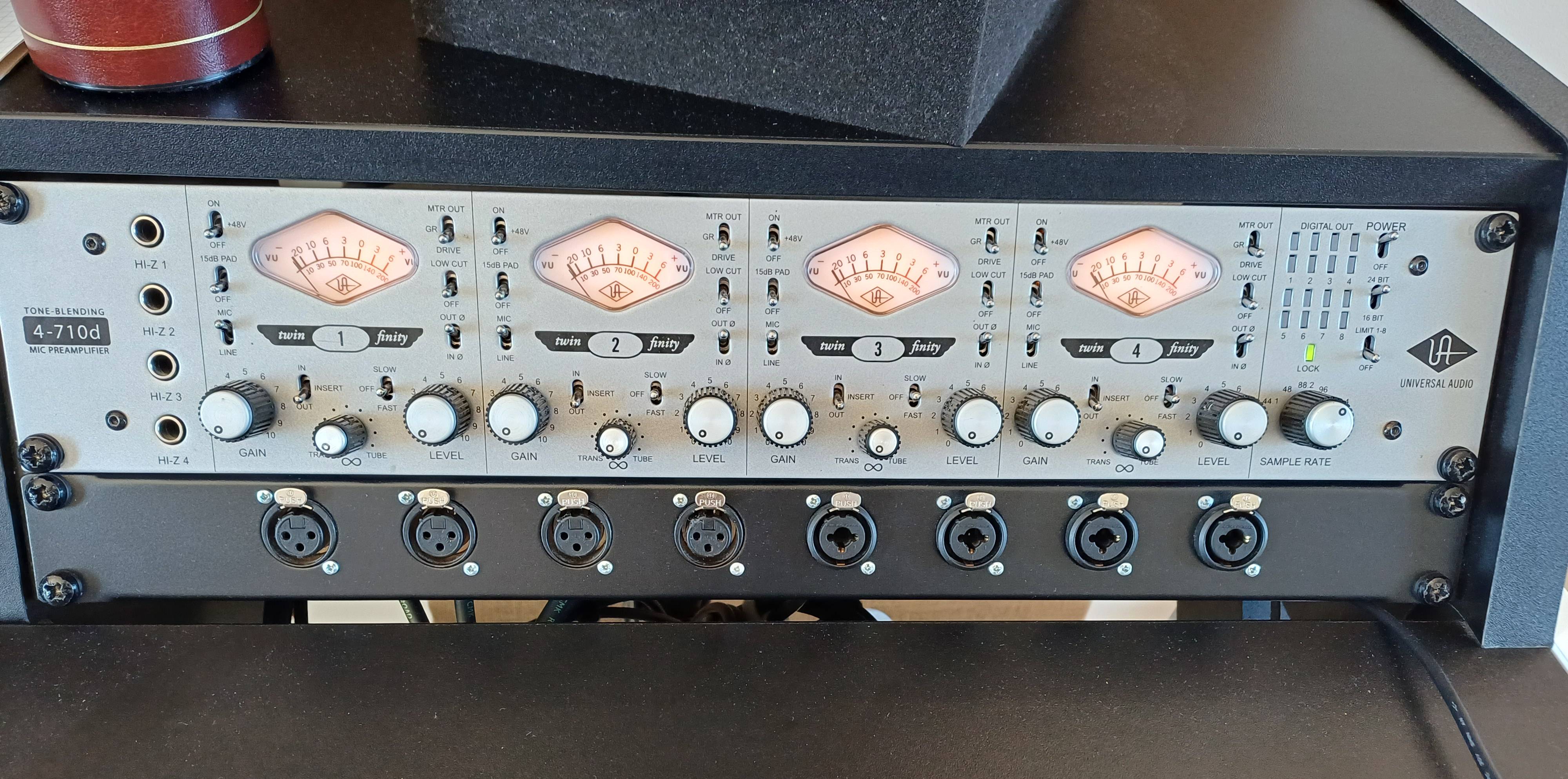 Universal Audio 4-710D Twin-Finity