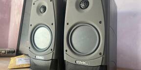 Paire de PMC AML1, un amplificateur défectueux