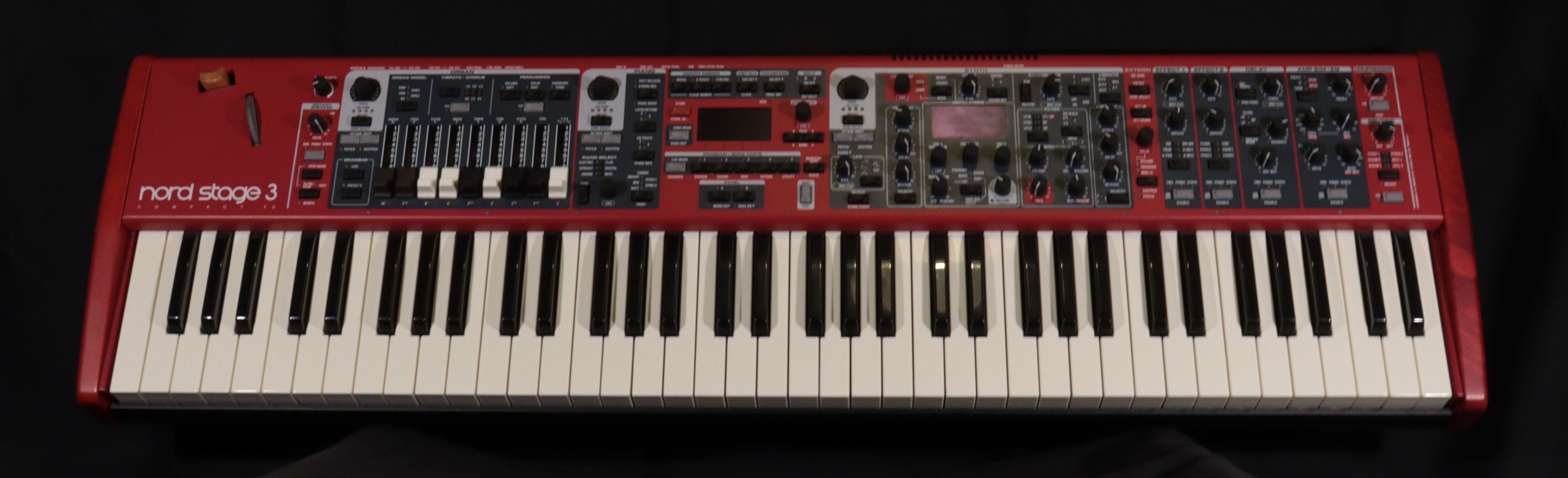 Clavia Nord Stage 3 Compact + Hard case