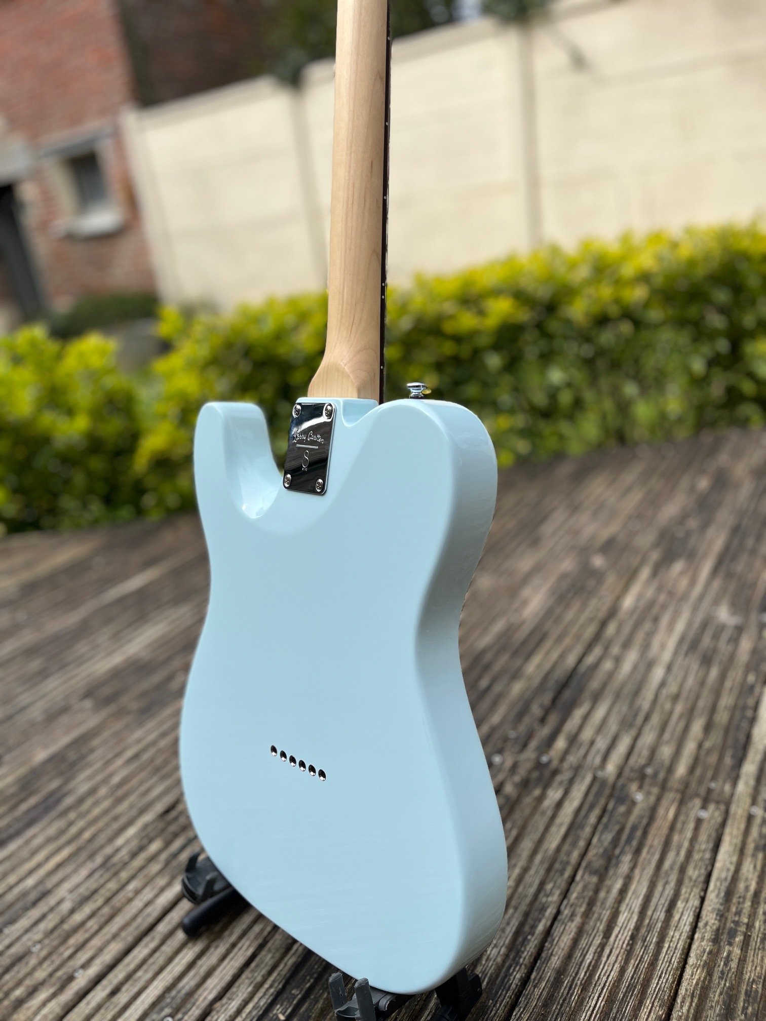 Sire Larry Carlton T3 neuve