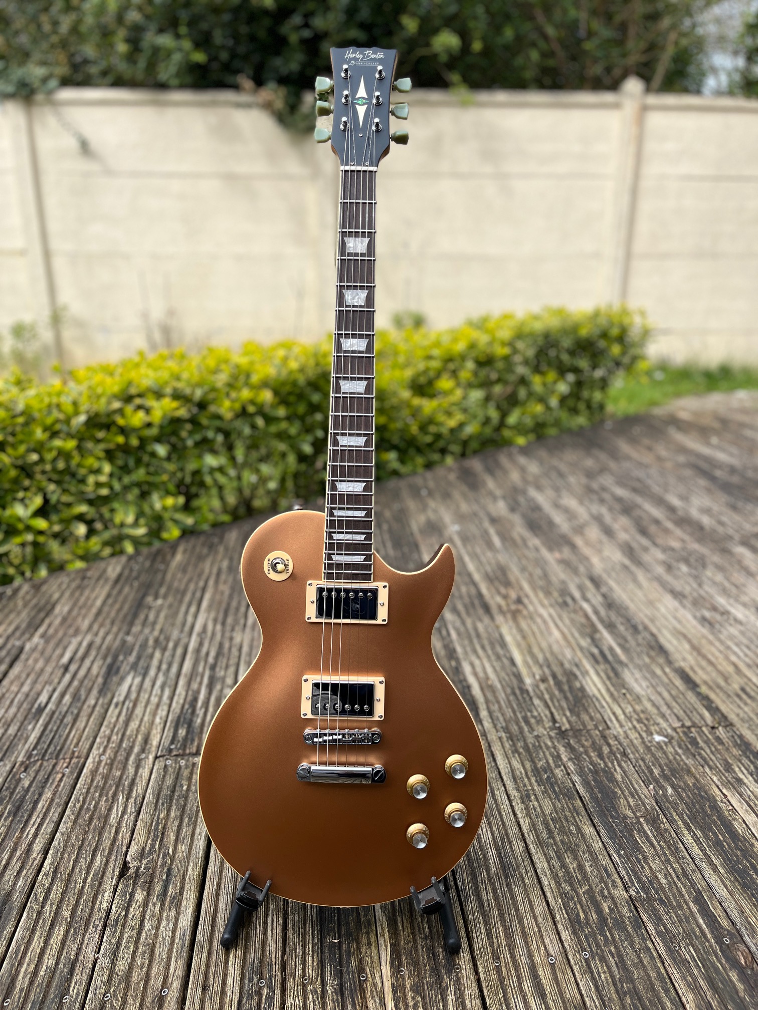 Harley Benton 25th avec certif et housse