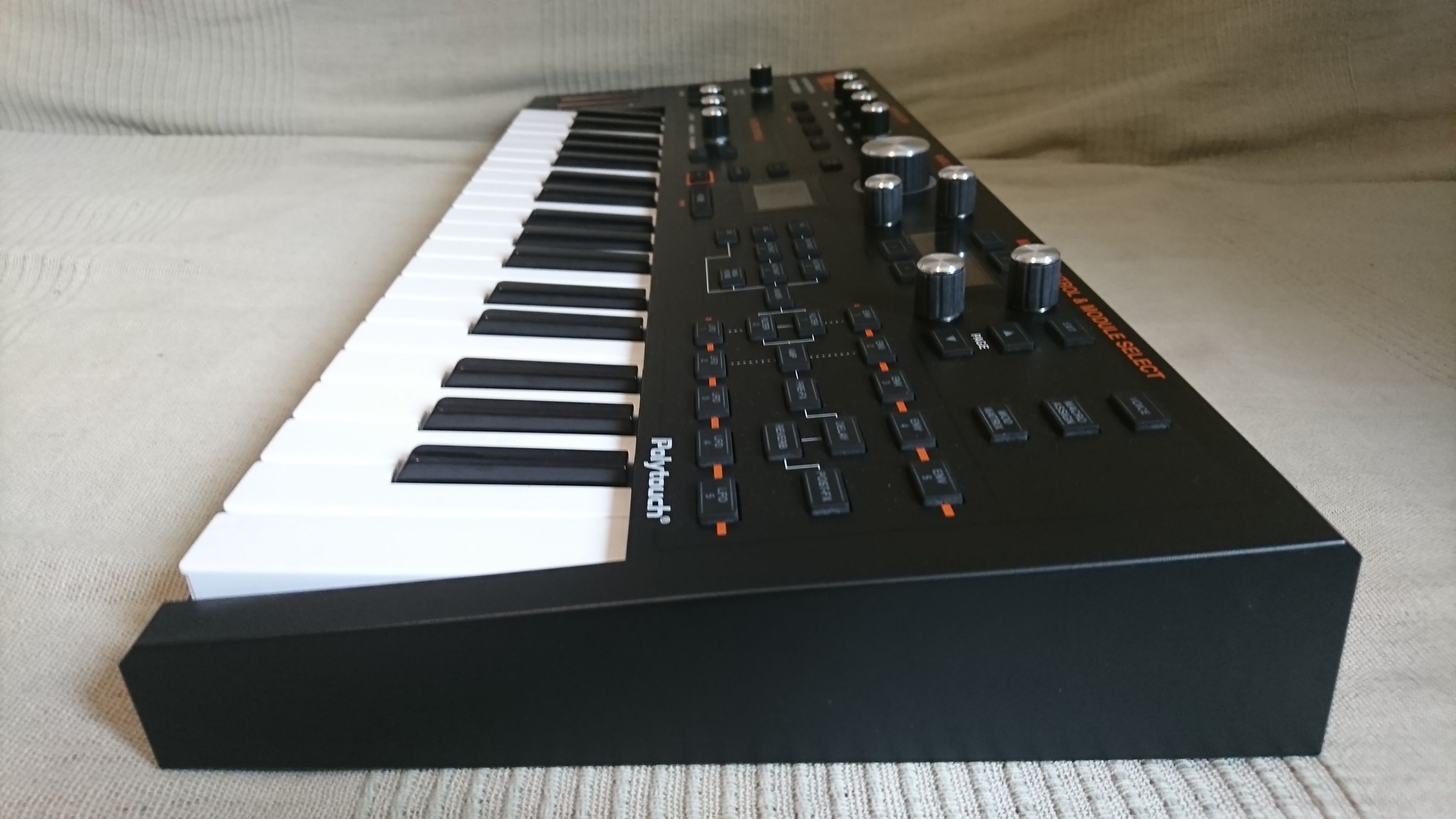 Ashun Sound Machines Hydrasynth Explorer (8288)