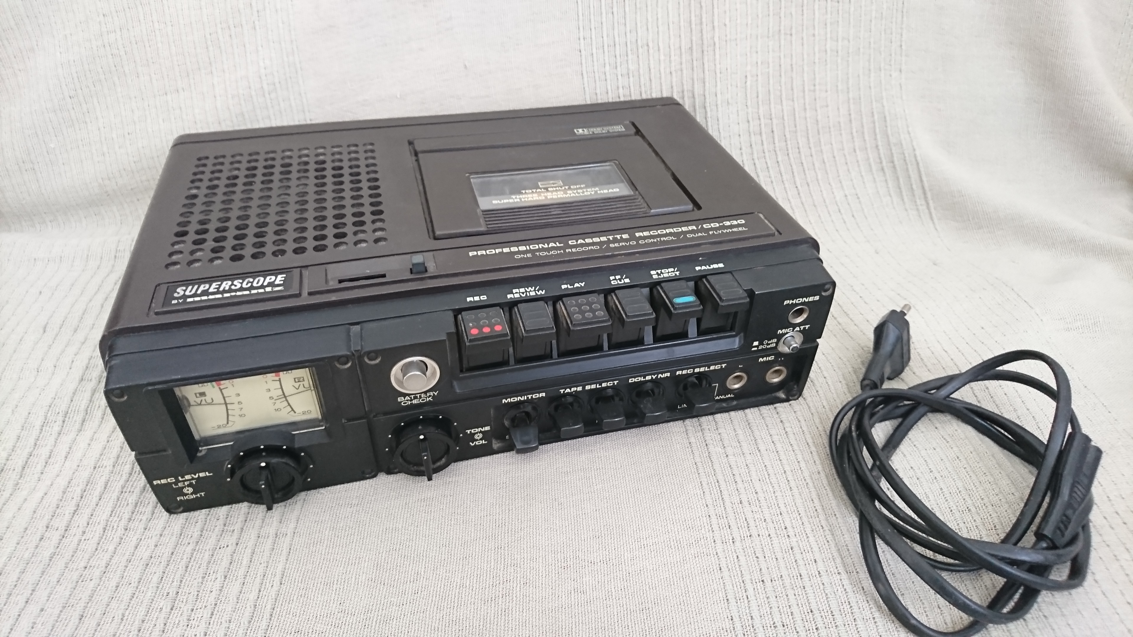 Superscope CD-330