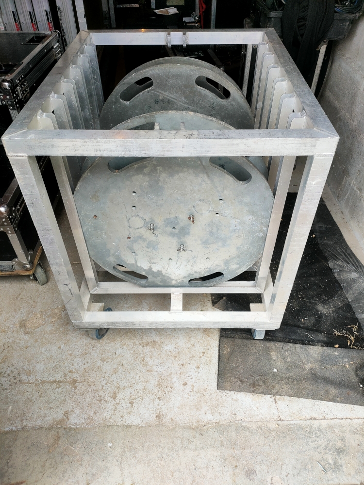 vends 4 embases asd eml 60  + chariot pour 6 