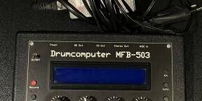 Vends MFB 503 parfait état, avec son alim d'origine