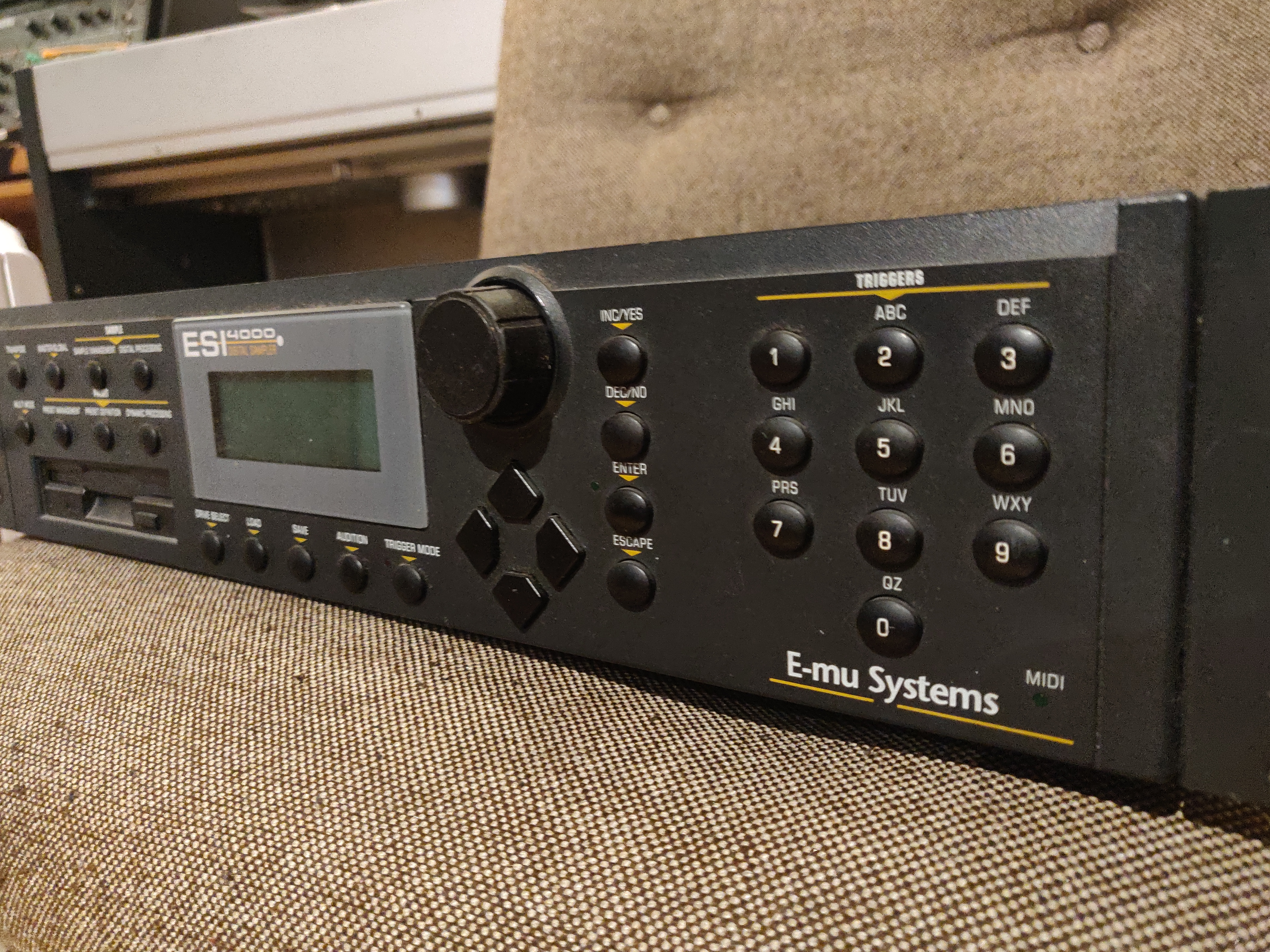 E-MU ESI4000 (95399)