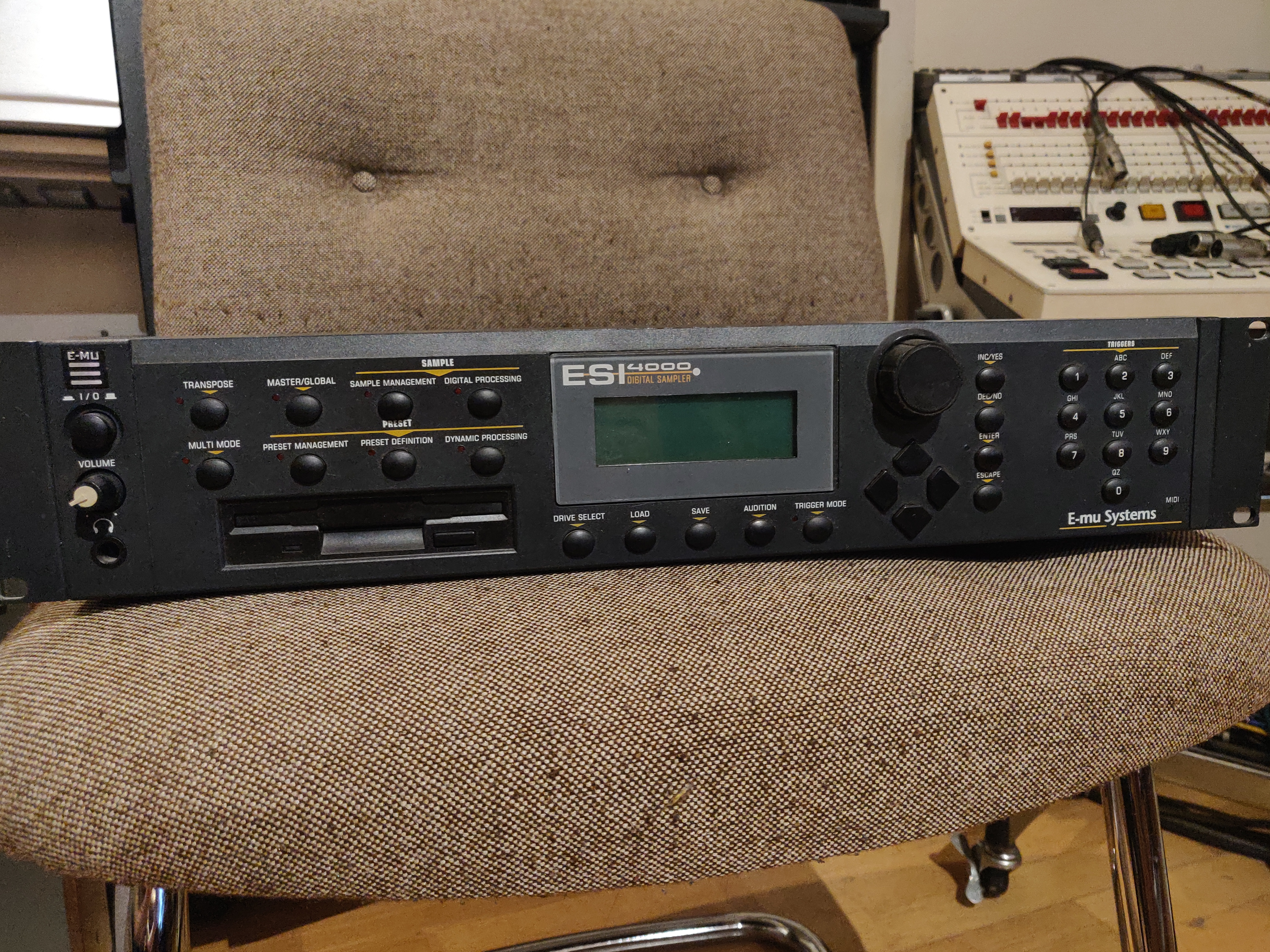 E-MU ESI4000 (77343)