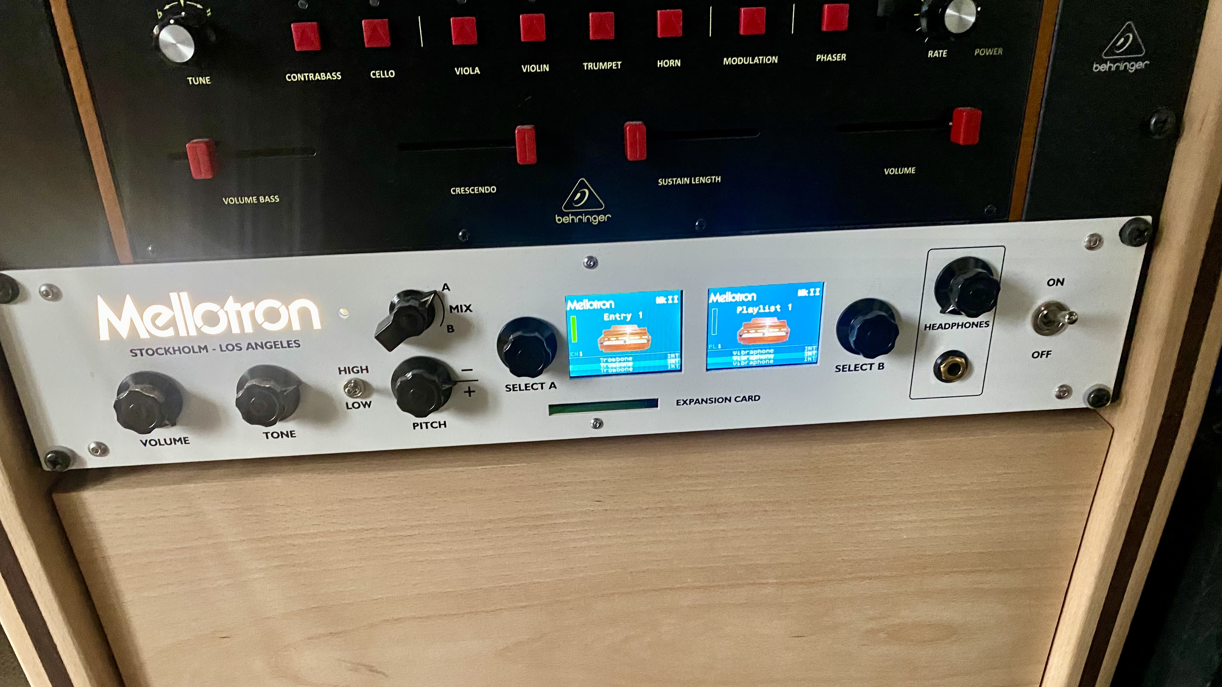 Mellotron M4000 Digital Rack