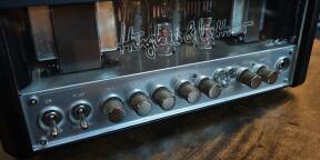 Tête d'ampli guitare Hugues and Kettner tubemeister 18