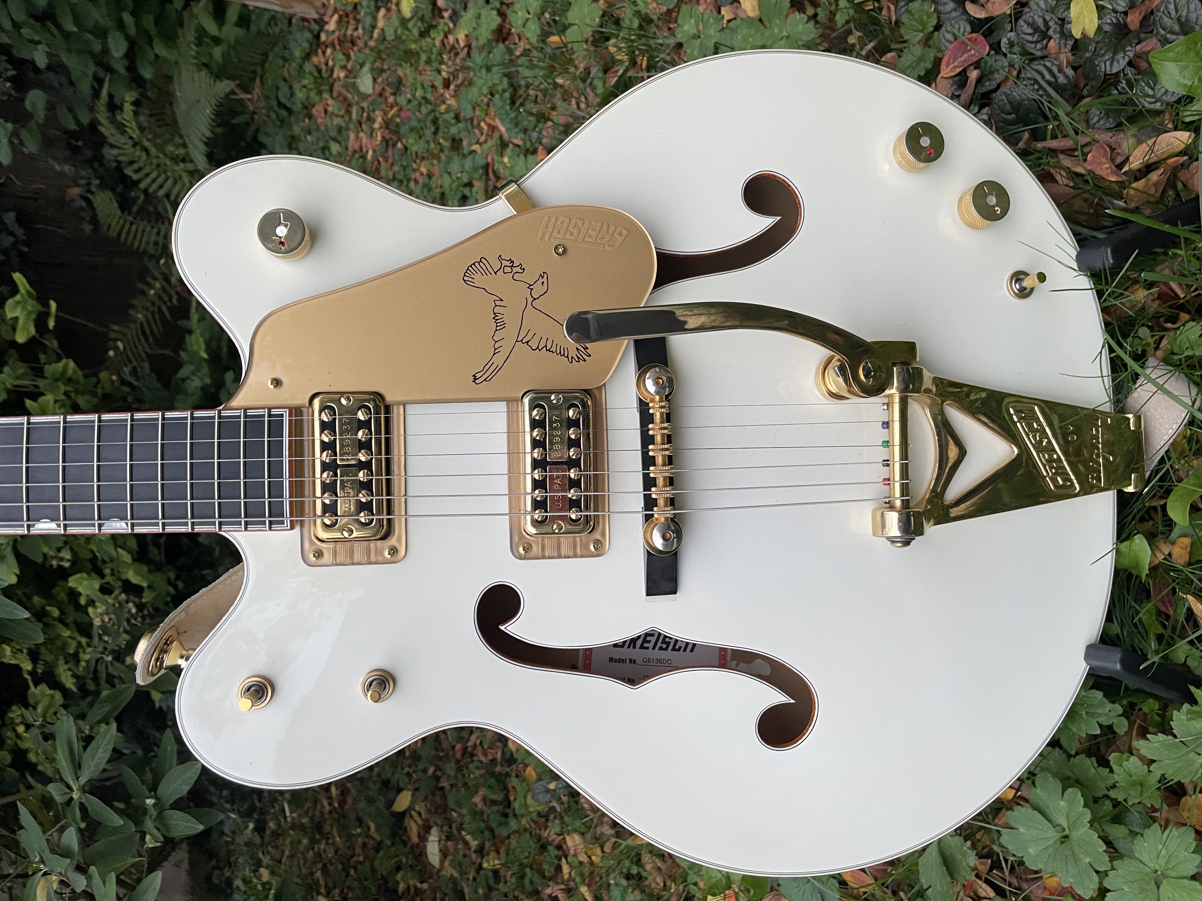 Gretsch G6136DC White Falcon Double Cutaway (14024)