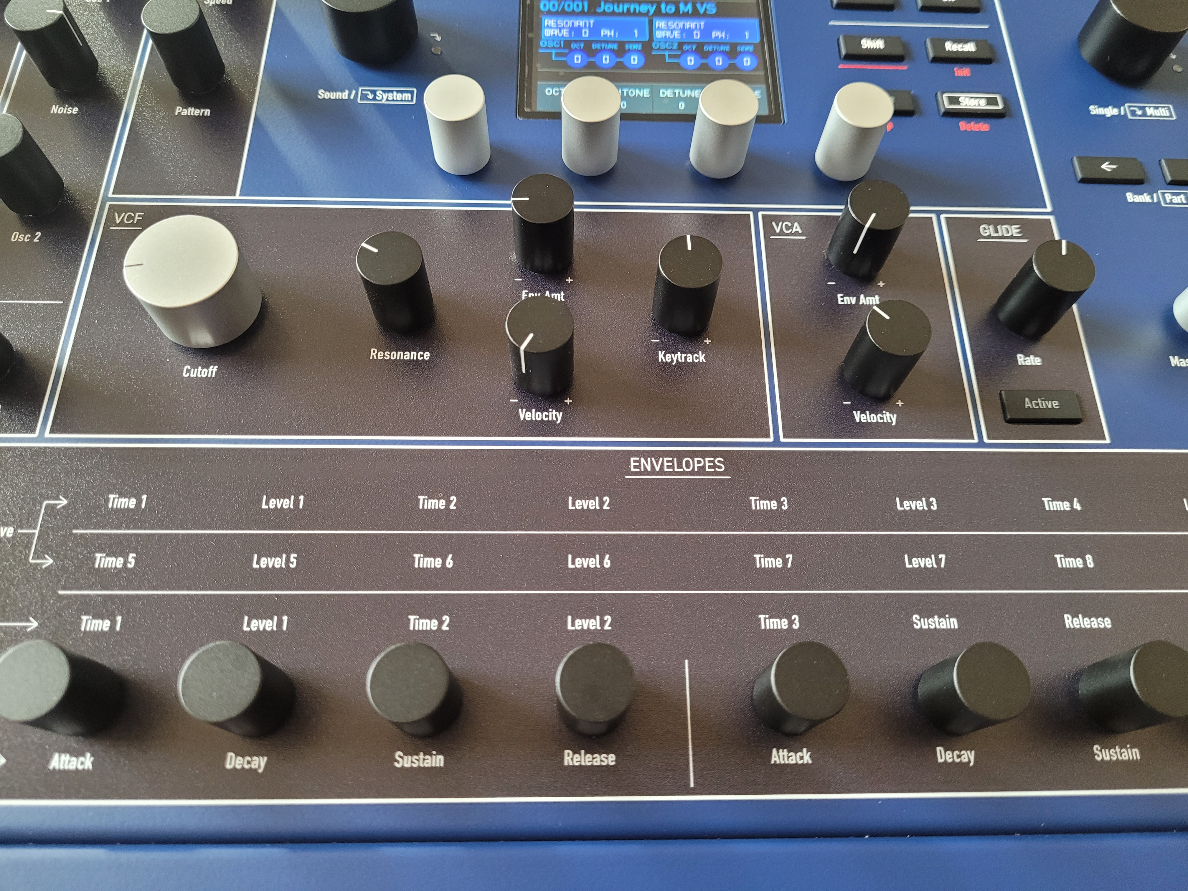 Waldorf M 16 Voice (48538)