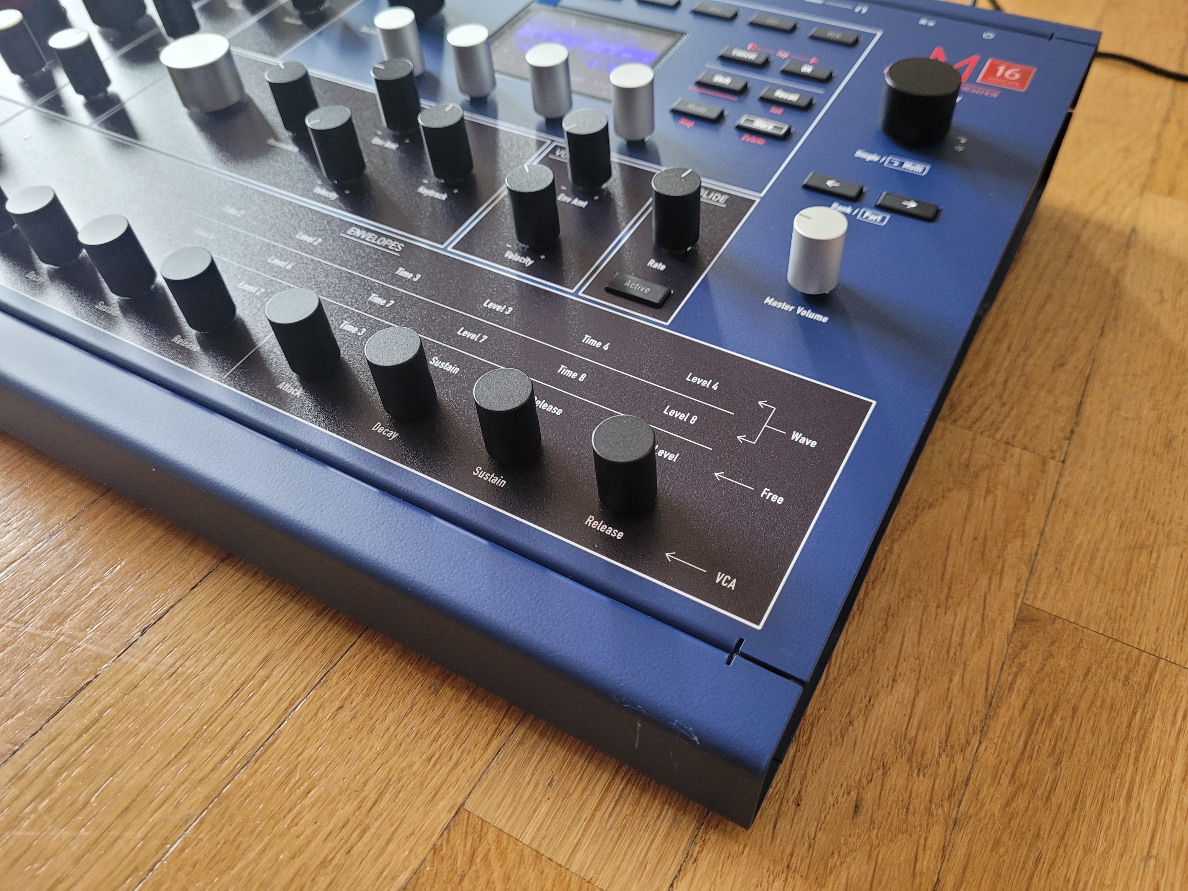 Waldorf M 16 Voice (97319)