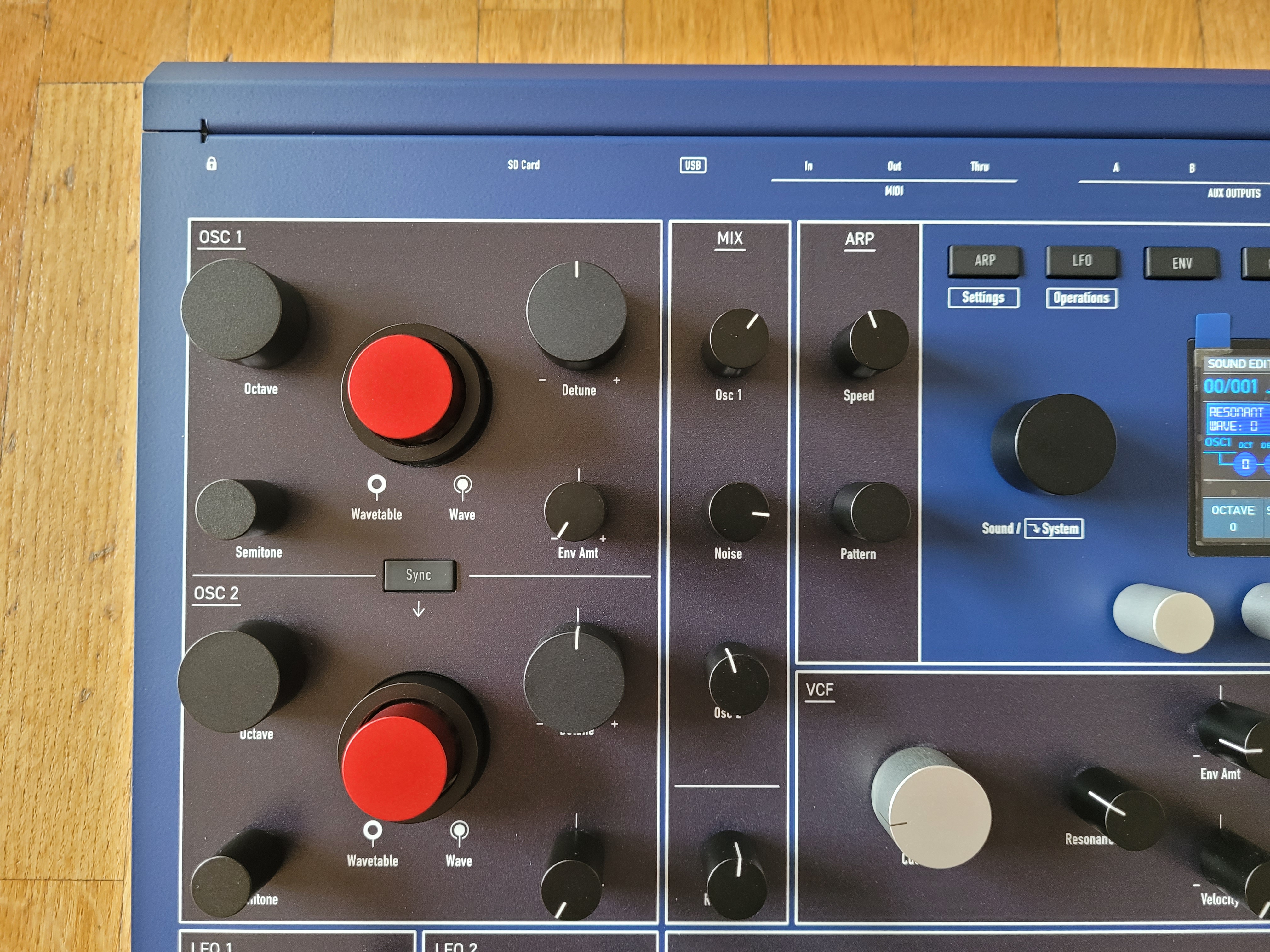 Waldorf M 16 Voice (15754)