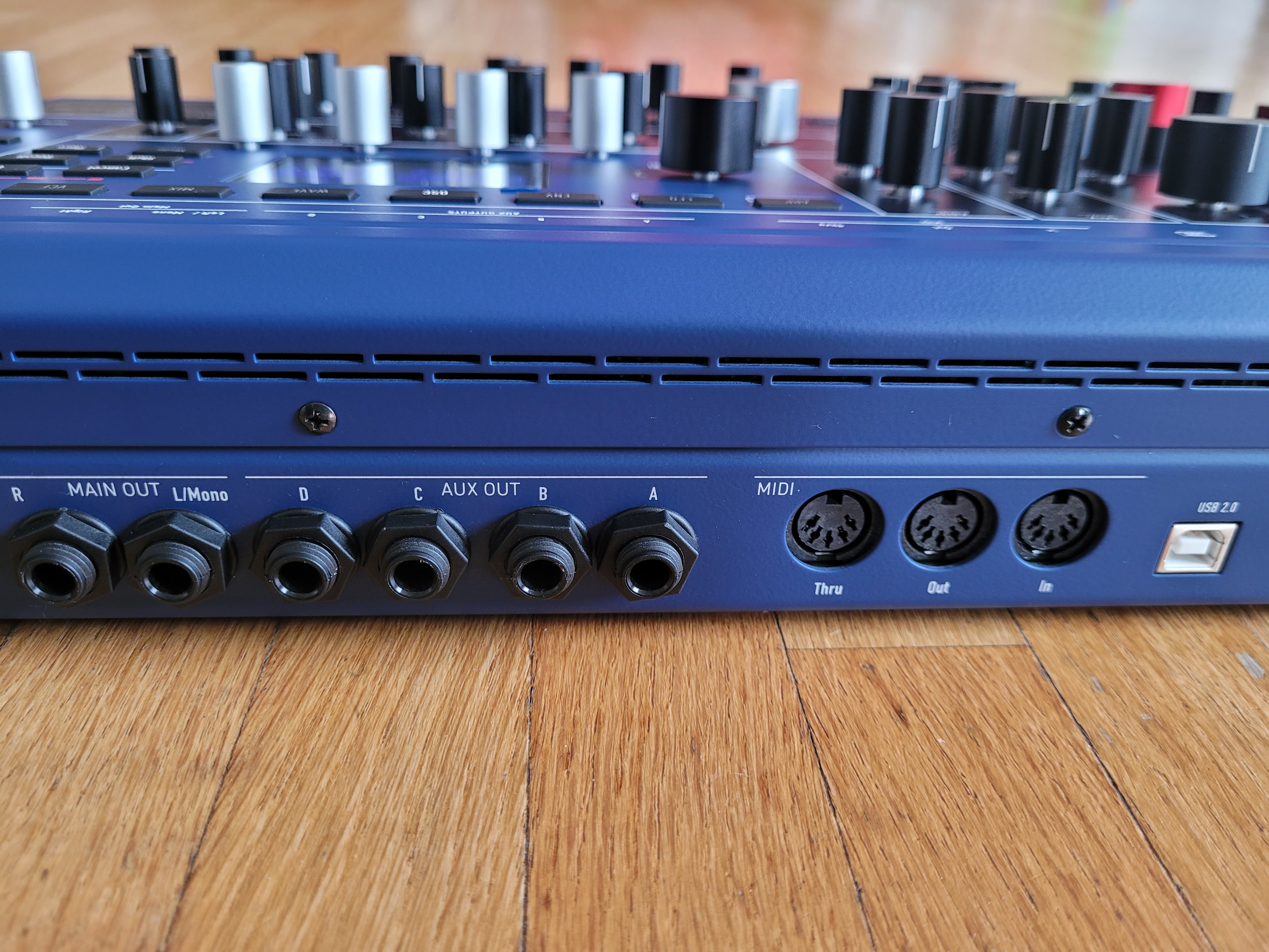Waldorf M 16 Voice (43620)