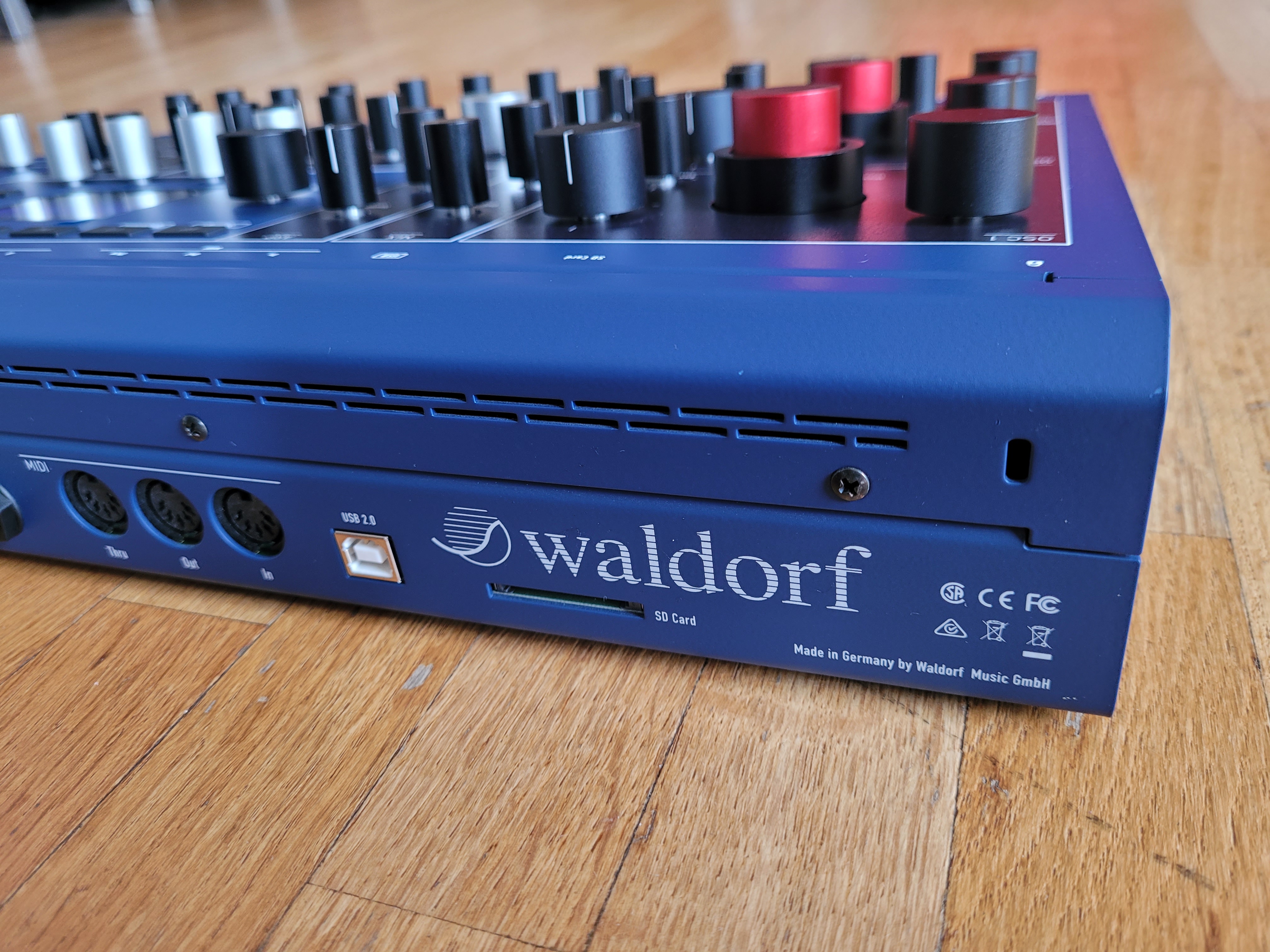 Waldorf M 16 Voice (21558)