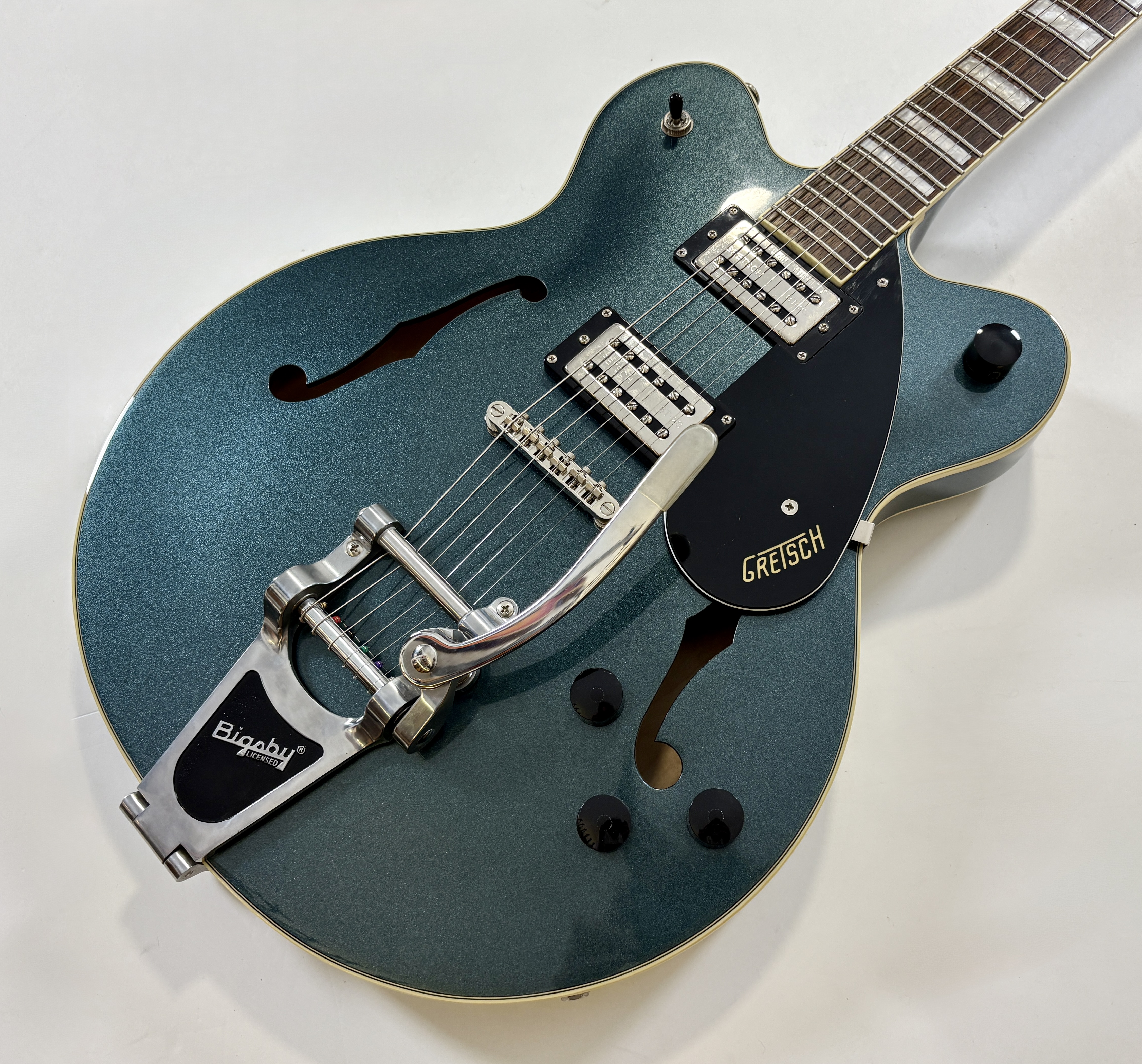 Gretsch G2622T Streamliner Center Block Double-Cut with Bigsby (2686)