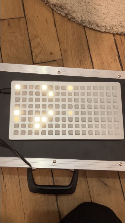 Monome 128 - 2023