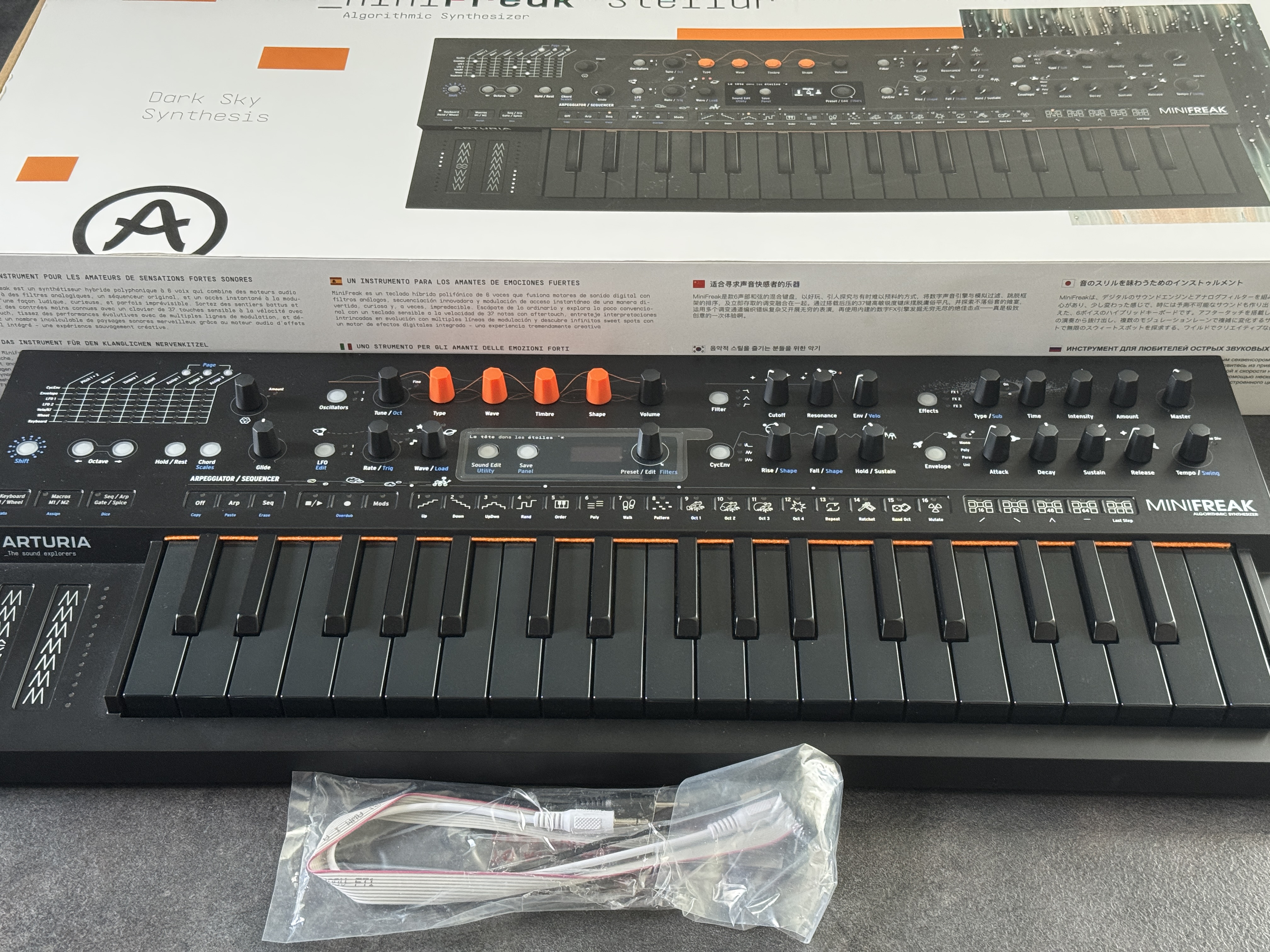 MiniFreak Stellar - NEUF