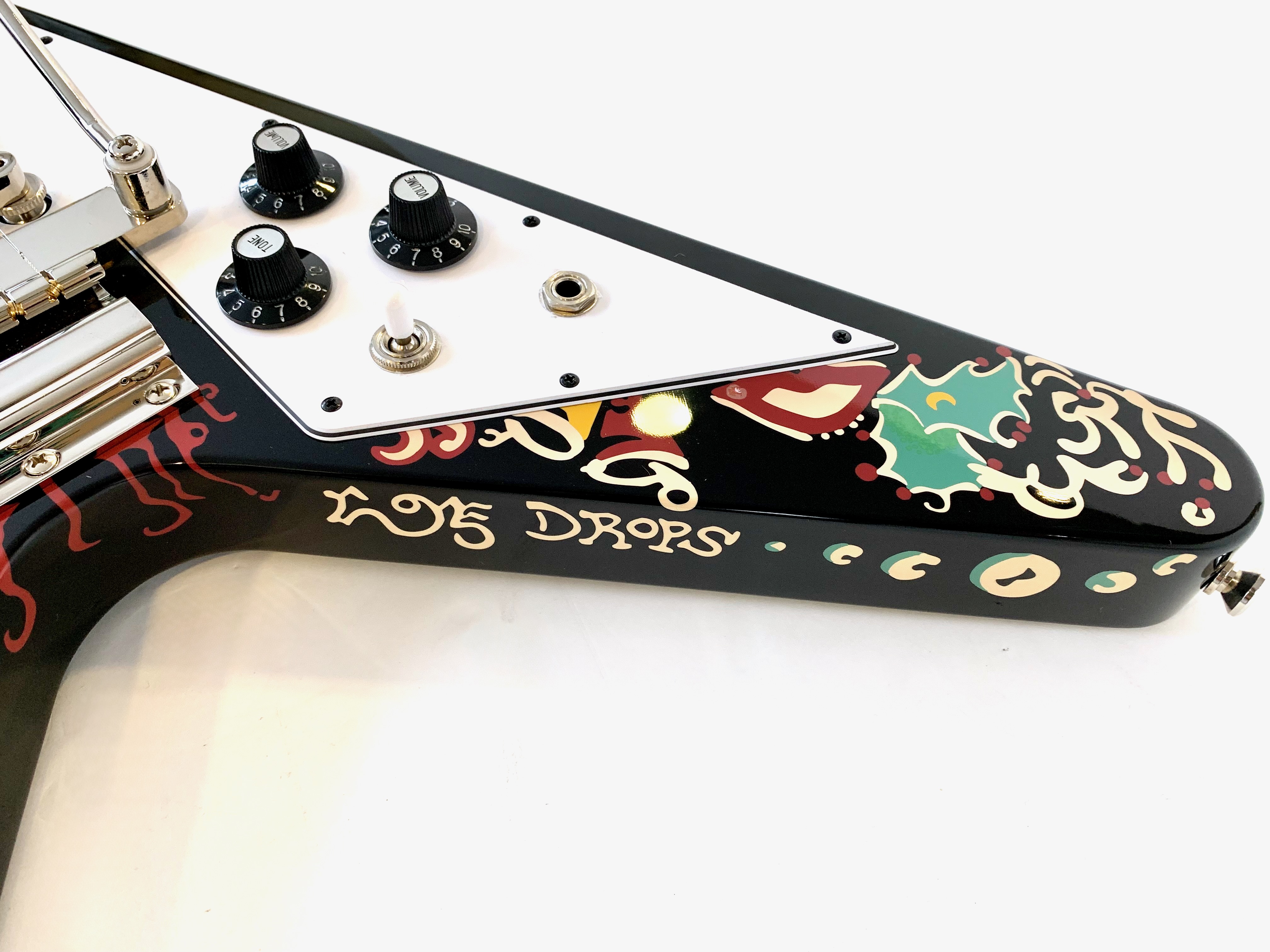 Epiphone Inspired by Gibson Custom Jimi Hendrix "Love Drops" Flying V (72541)