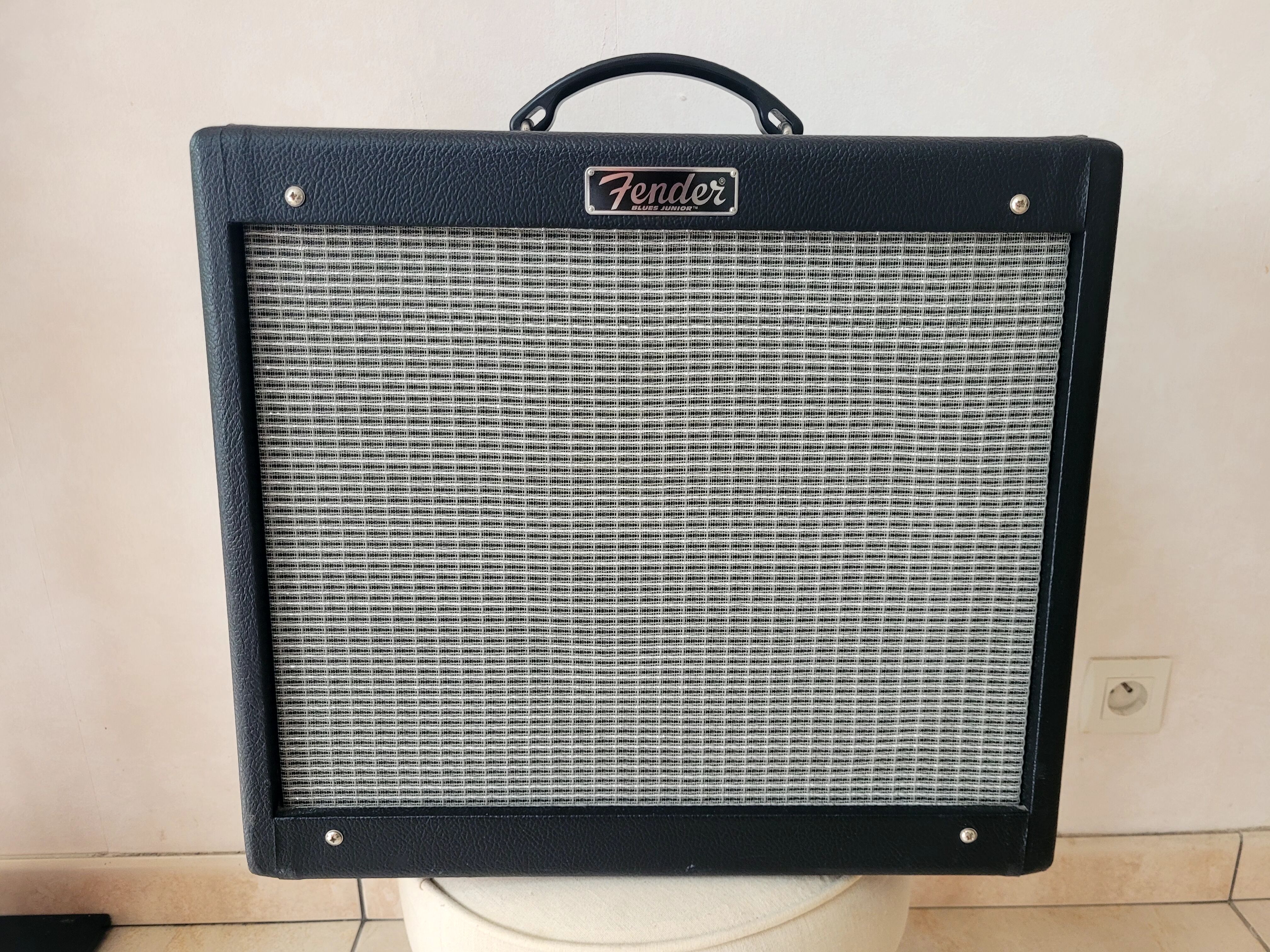 ampli guitare fender bues junior III 