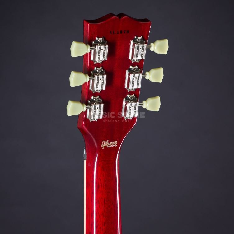 6792676.jpg 6792676.jpg