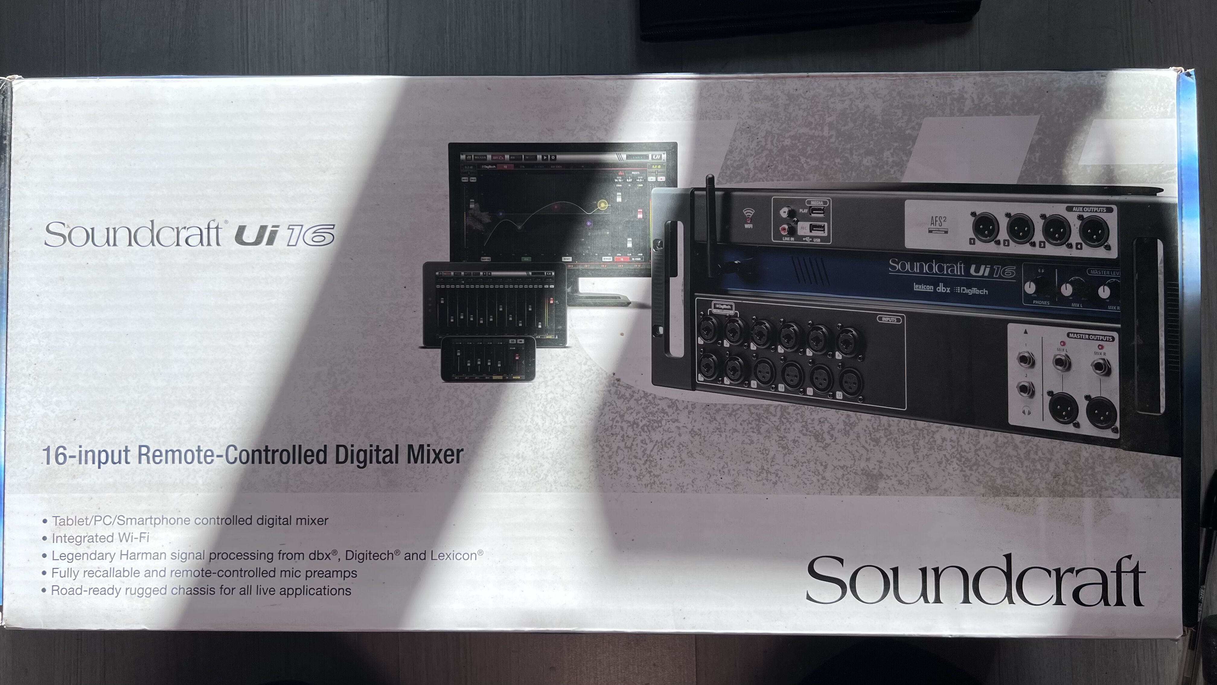 Soundcraft Ui16 (2)