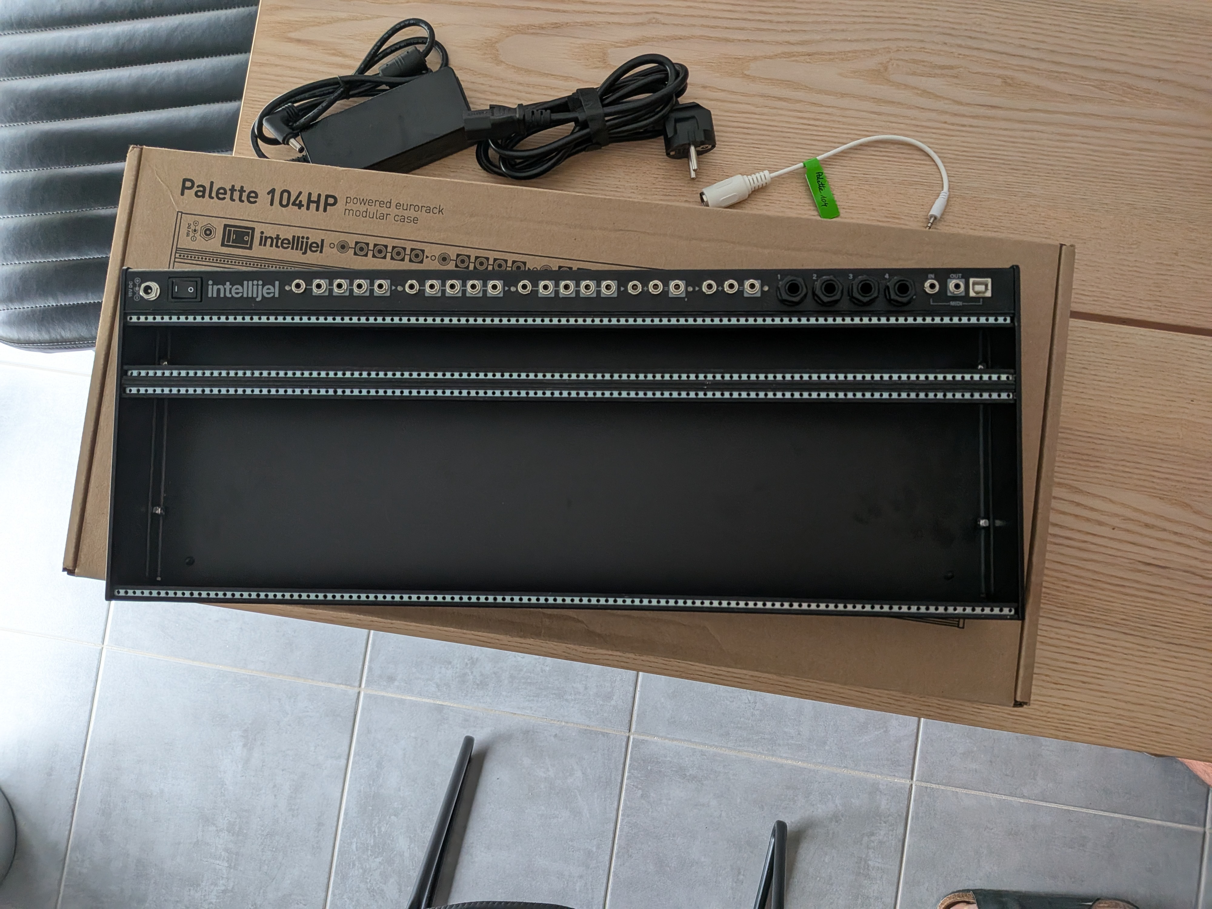 Intellijel Palette 104hp + Dust Cover