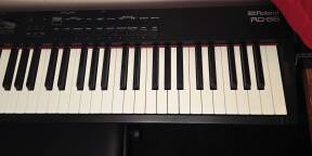 Piano numérique Roland RD-88