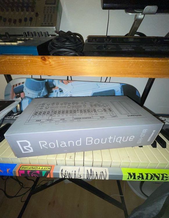 Roland SH-01A (72412)