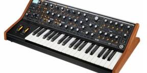 Vends Moog Subsequent 37