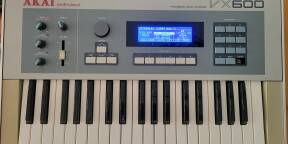 AKAI VX600