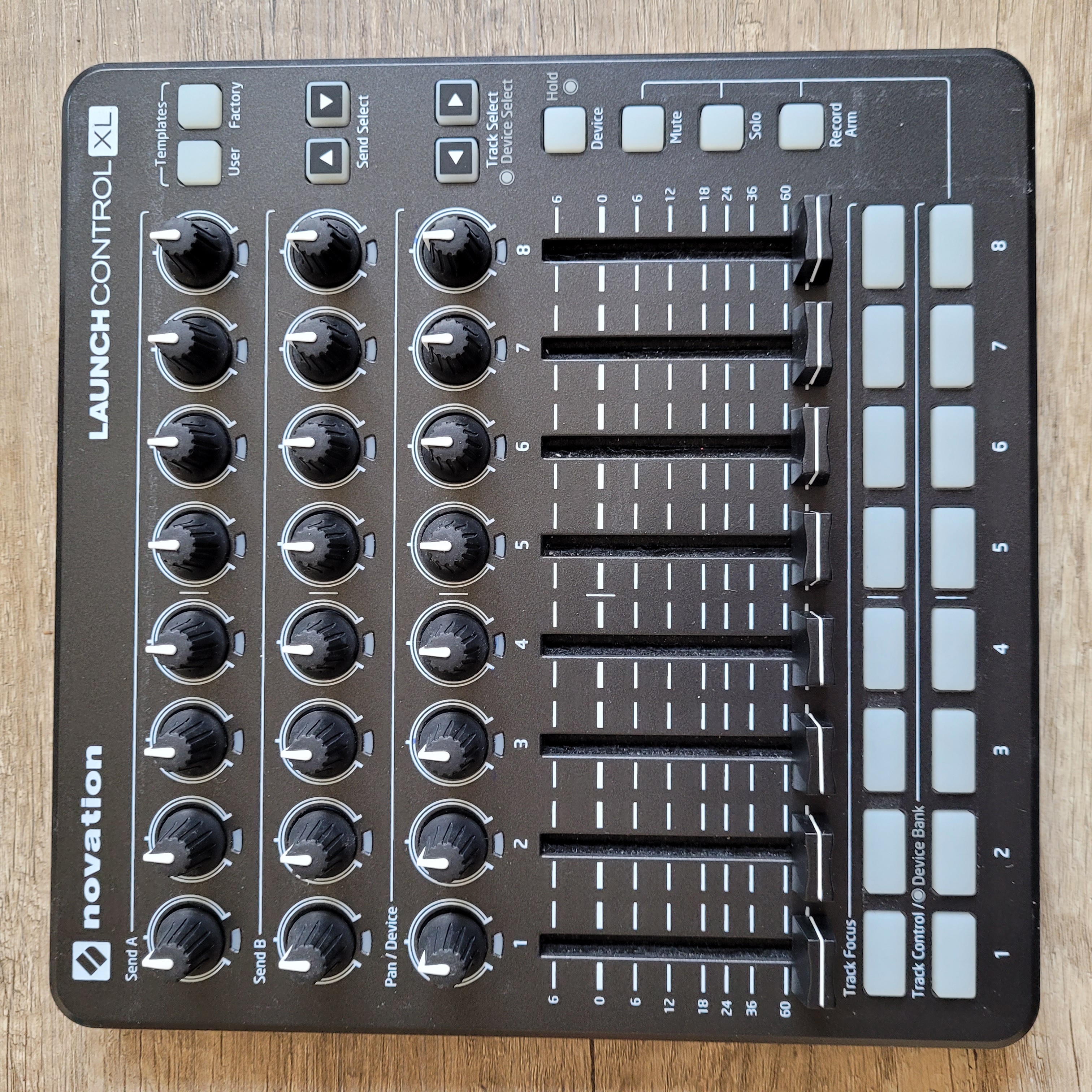 Vends  Novation LaunchControl XL Mk2 - Prix FDP compris