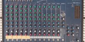 Table de mixage Yamaha 166cx