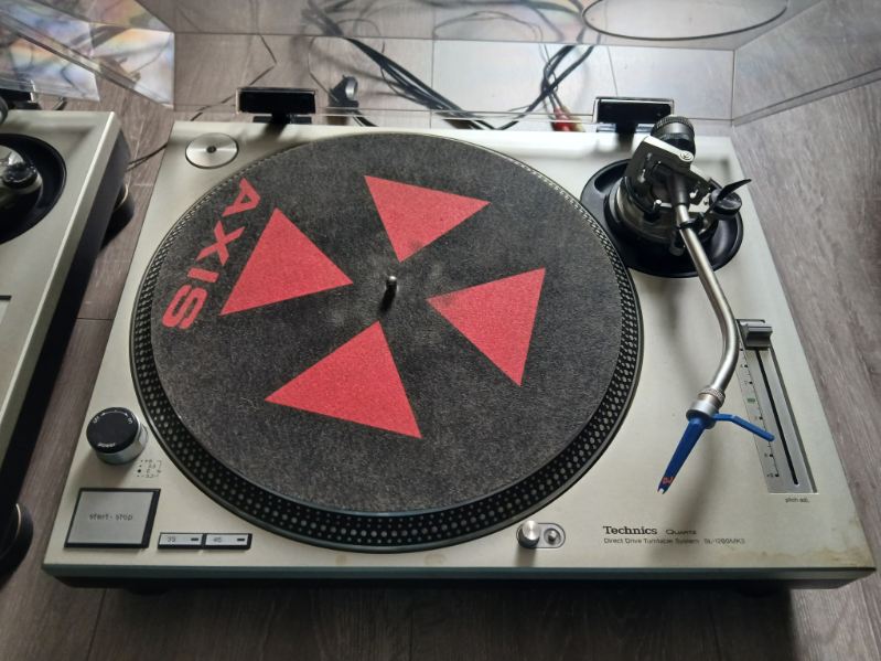 Lot de 2 platines Technics SL1200 MK2