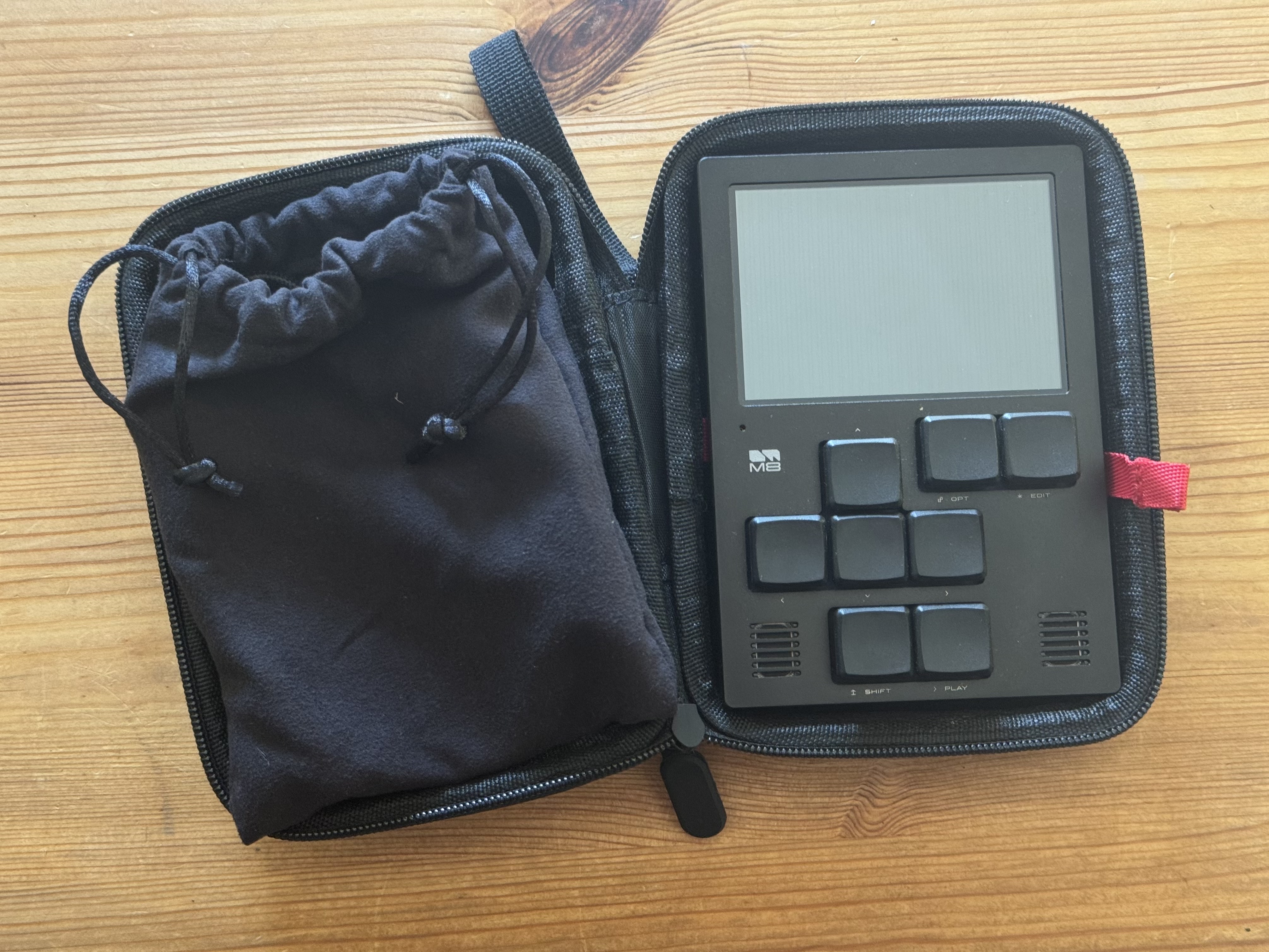 Vends Dirtywave M8 Model: 02 comme neuf